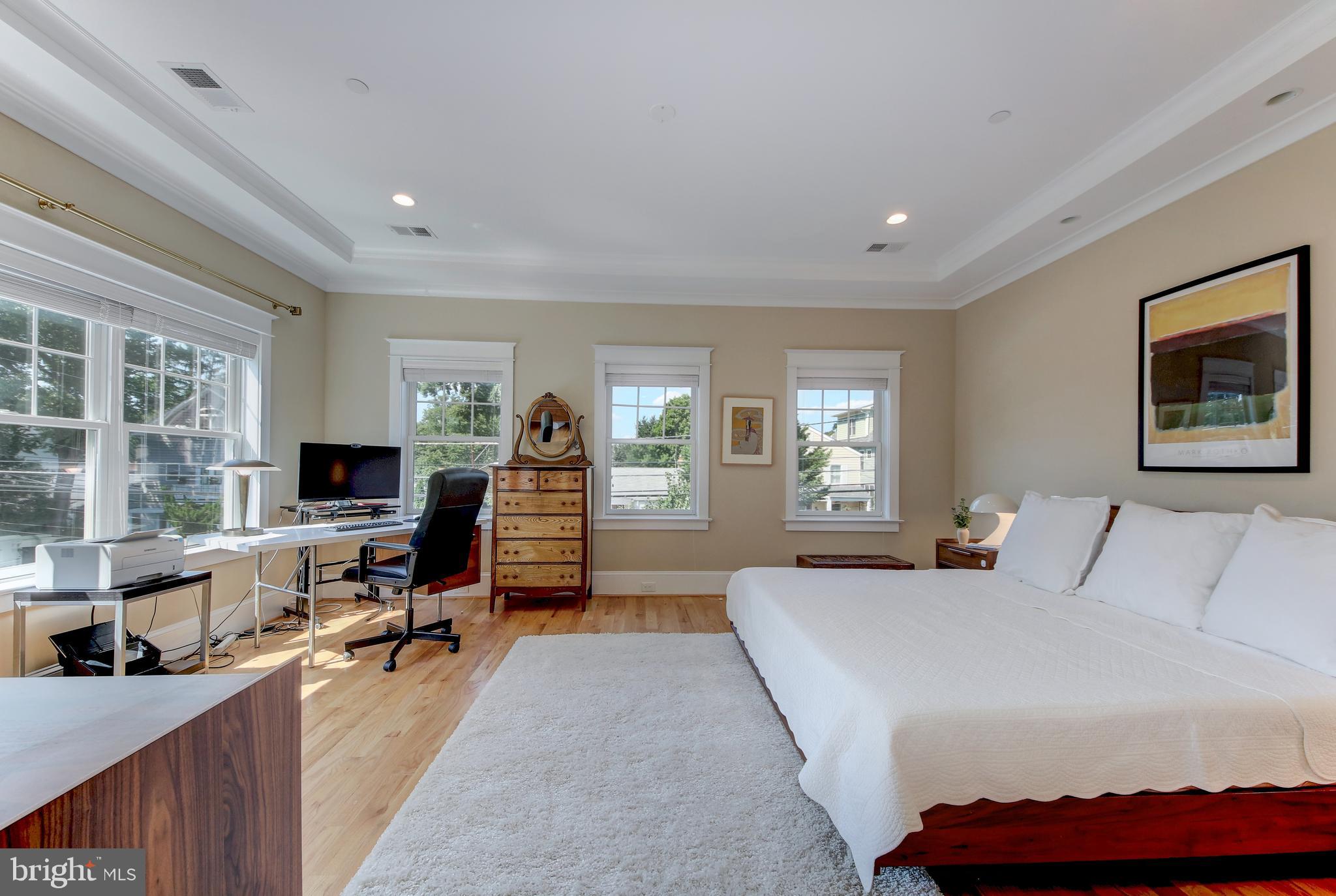 ROSEDALE PARK - Residential