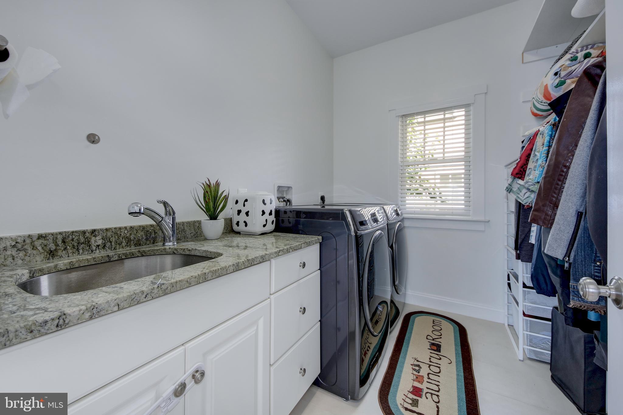 ROSEDALE PARK - Residential