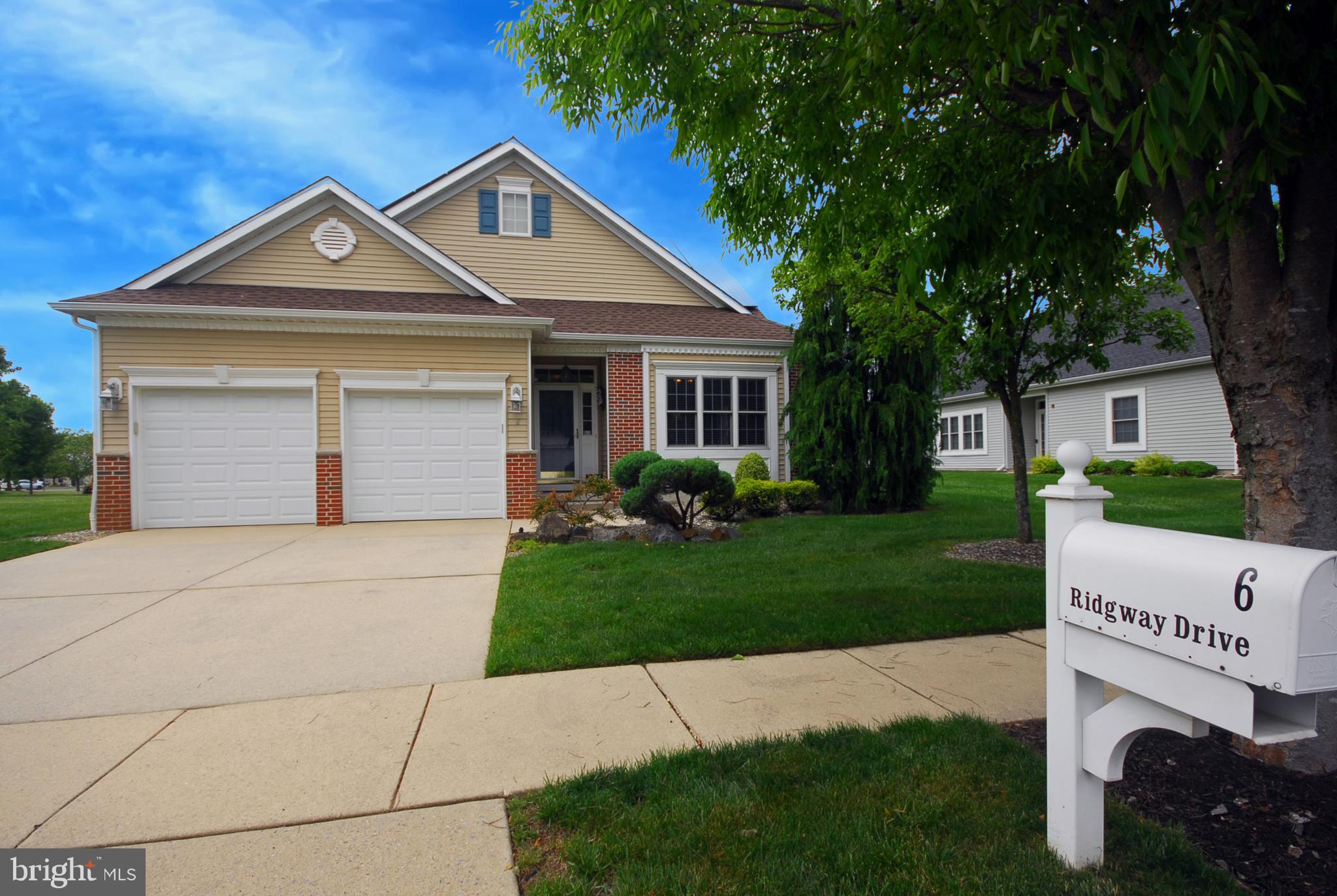 6 RIDGWAY DRIVE