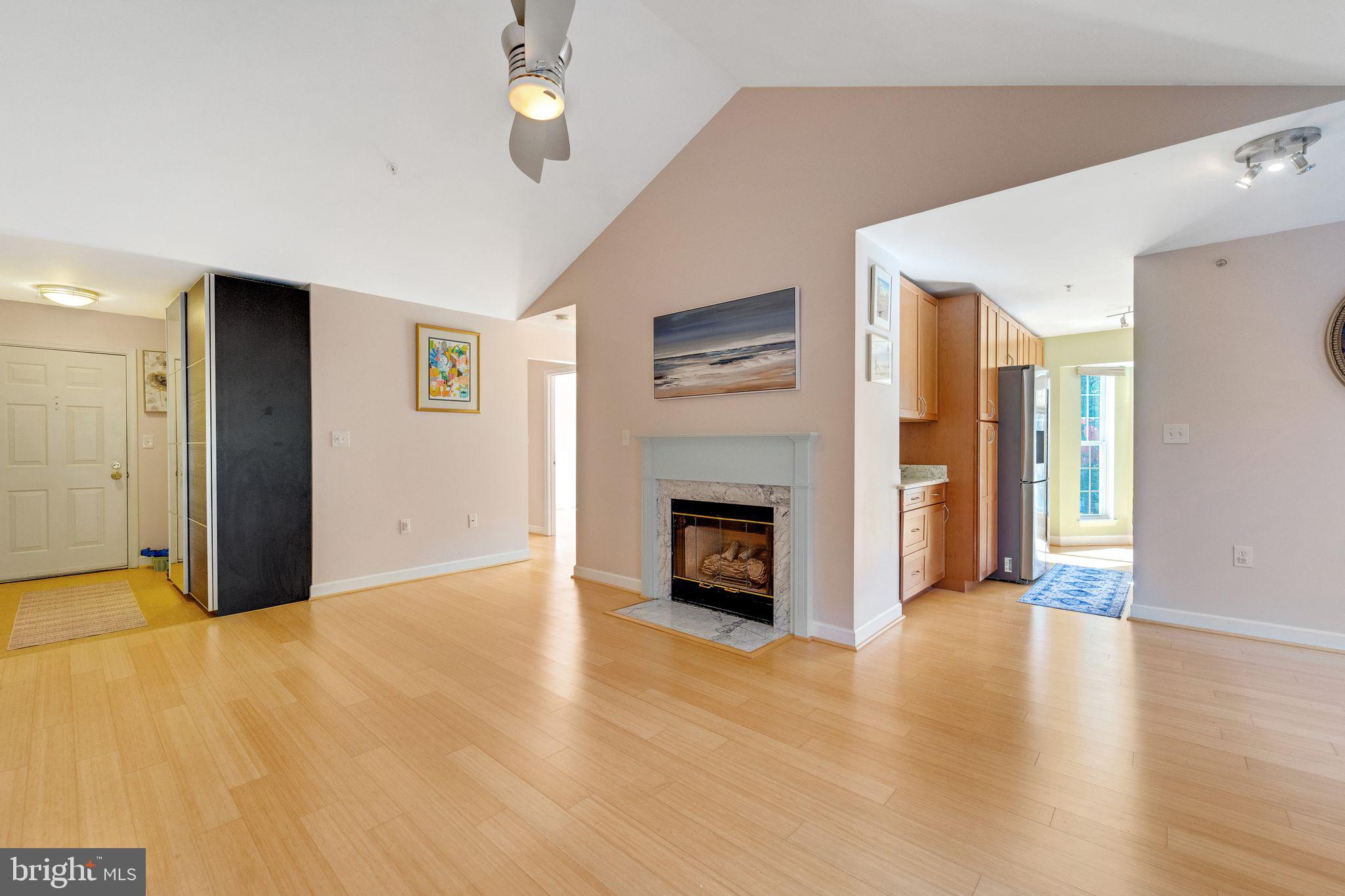 SILVERBROOK WOOD - Residential