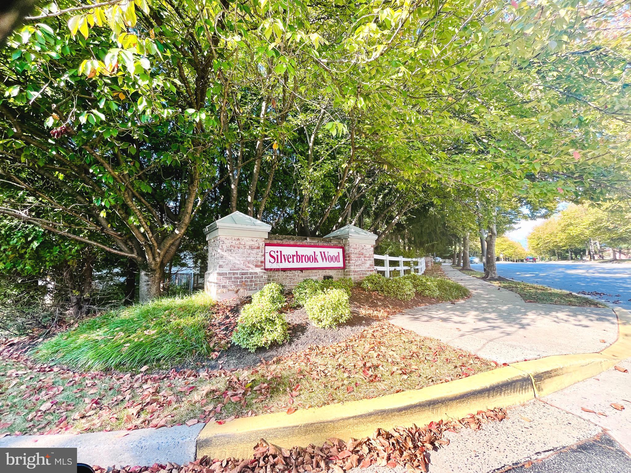 SILVERBROOK WOOD - Residential