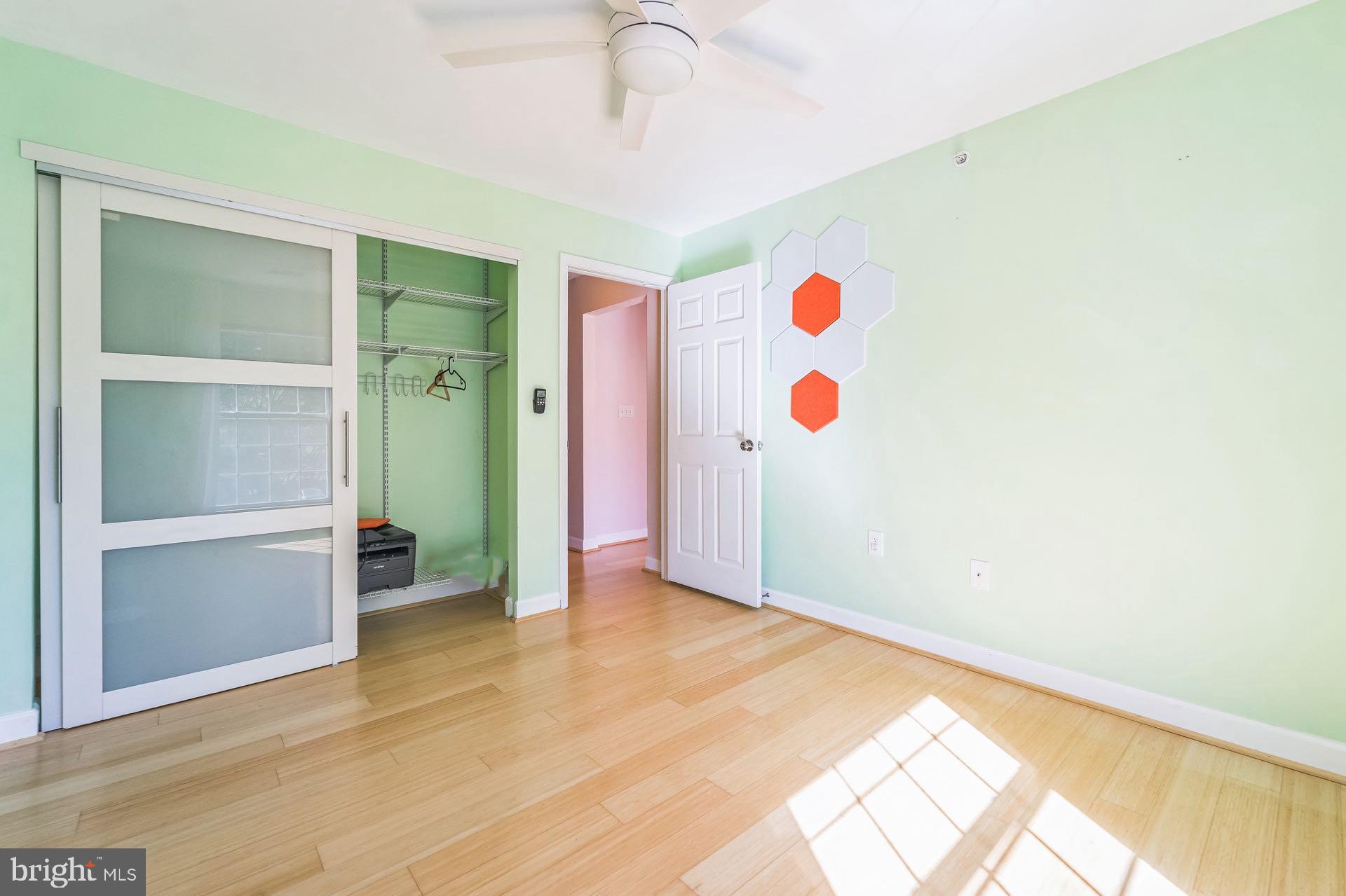 SILVERBROOK WOOD - Residential