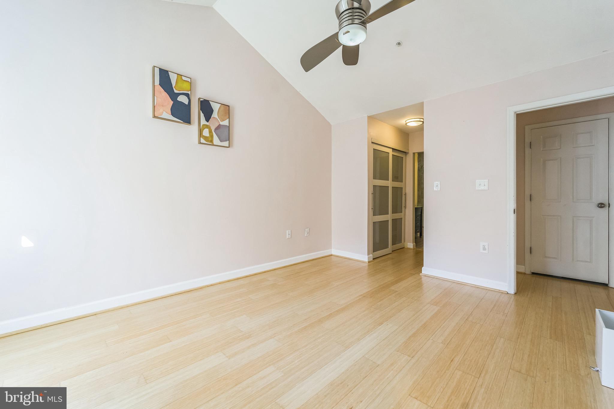 SILVERBROOK WOOD - Residential