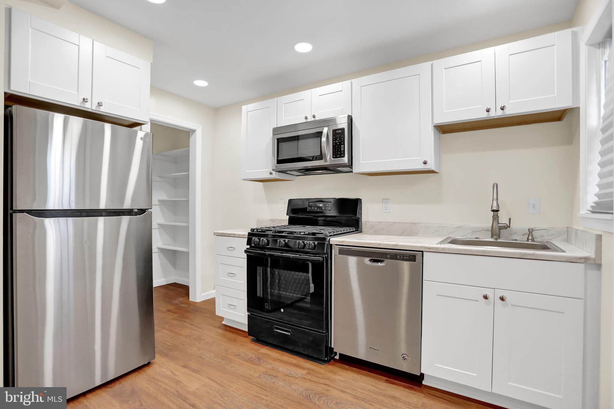 MIDDLESEX - Residential