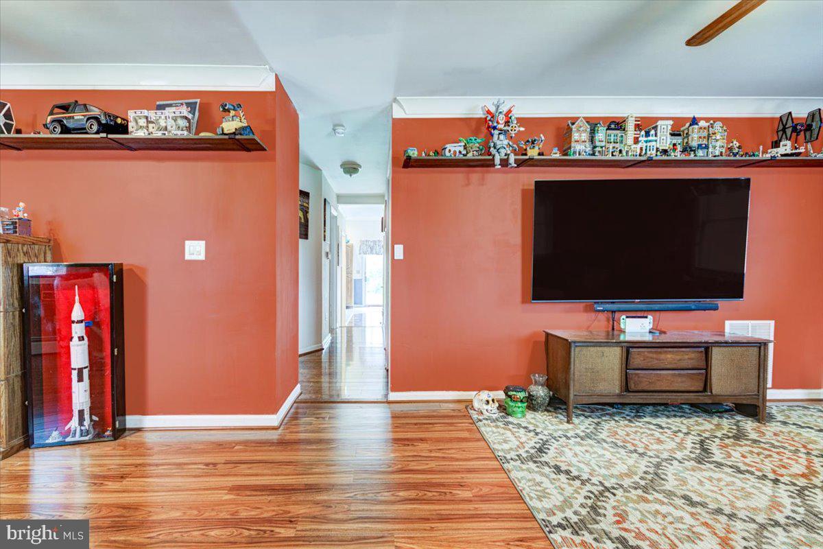 BATTLE GROVE MANOR - Residential