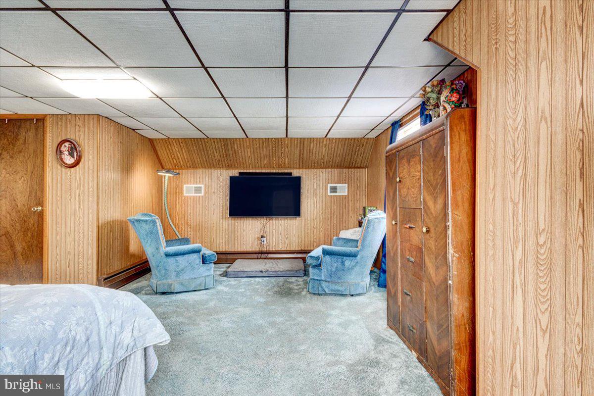 BATTLE GROVE MANOR - Residential