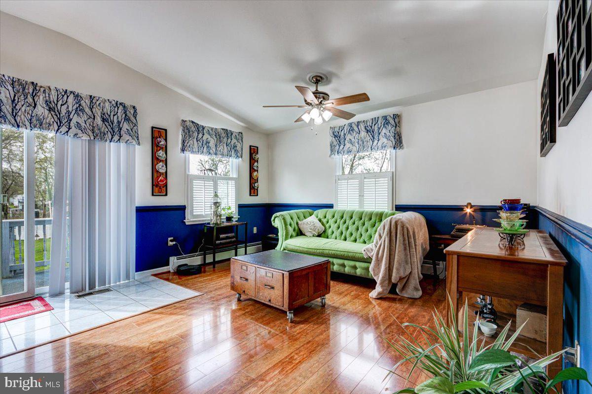 BATTLE GROVE MANOR - Residential