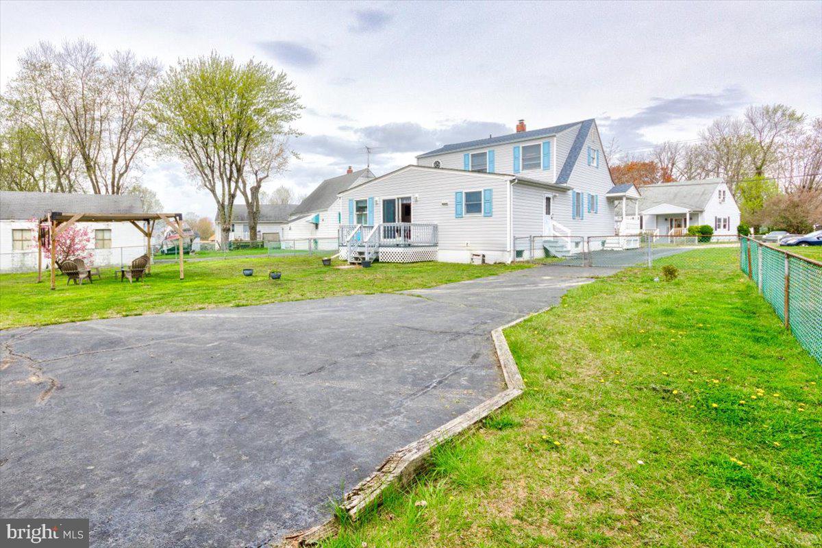 BATTLE GROVE MANOR - Residential