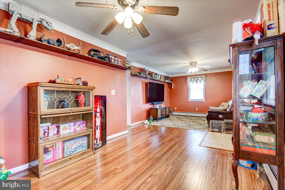 BATTLE GROVE MANOR - Residential