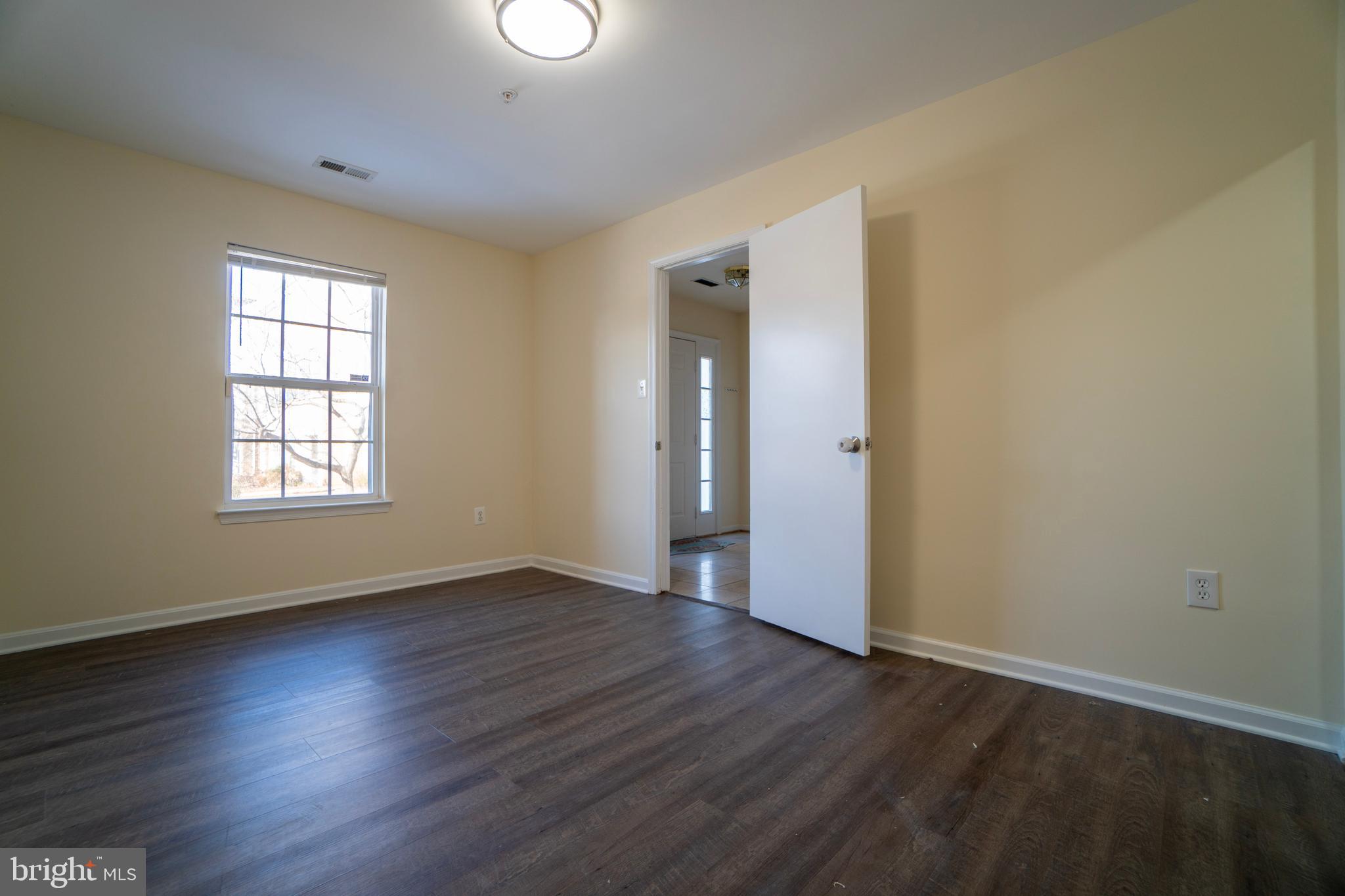 ADDISONS CHOICE - Residential Lease