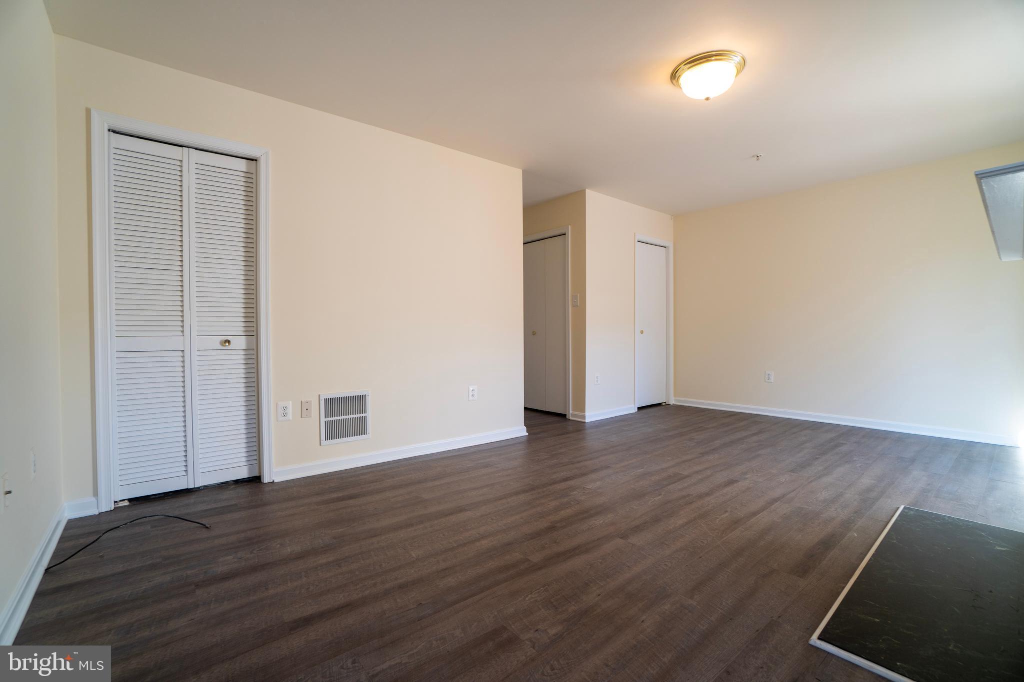 ADDISONS CHOICE - Residential Lease