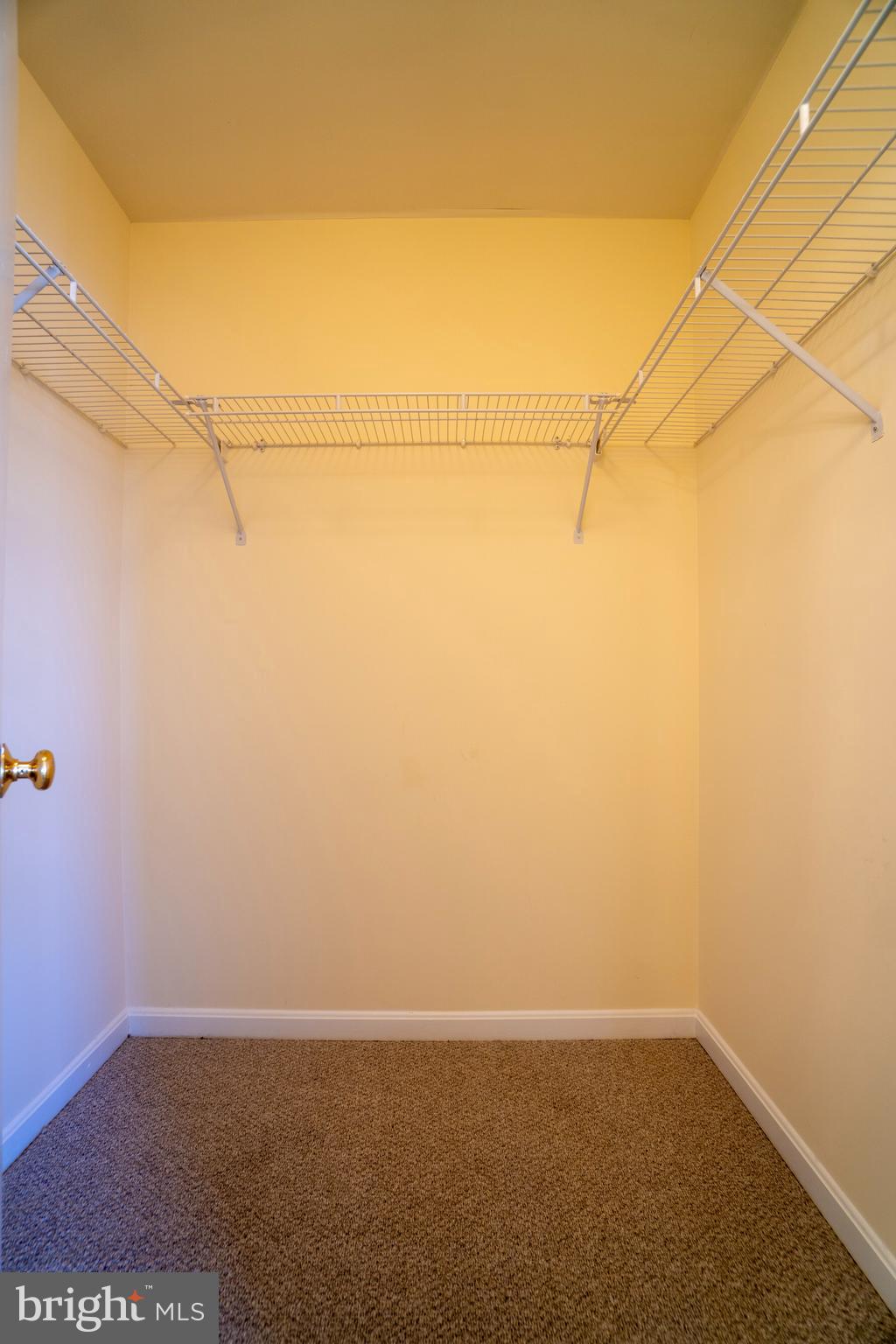 ADDISONS CHOICE - Residential Lease