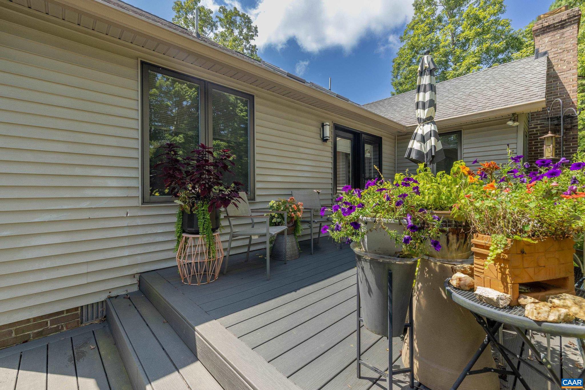 LAKE MONTICELLO - Residential