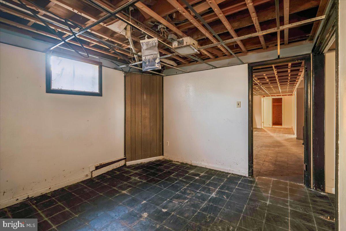 RIVER BEND - Residential