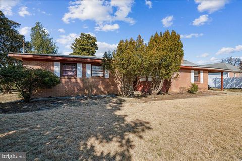 305 RIVER BEND ROAD FORT WASHINGTON MD 20744