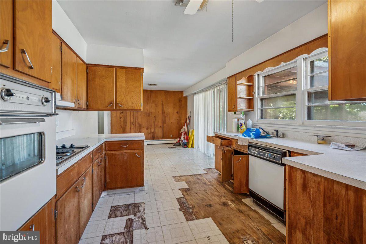 RIVER BEND - Residential