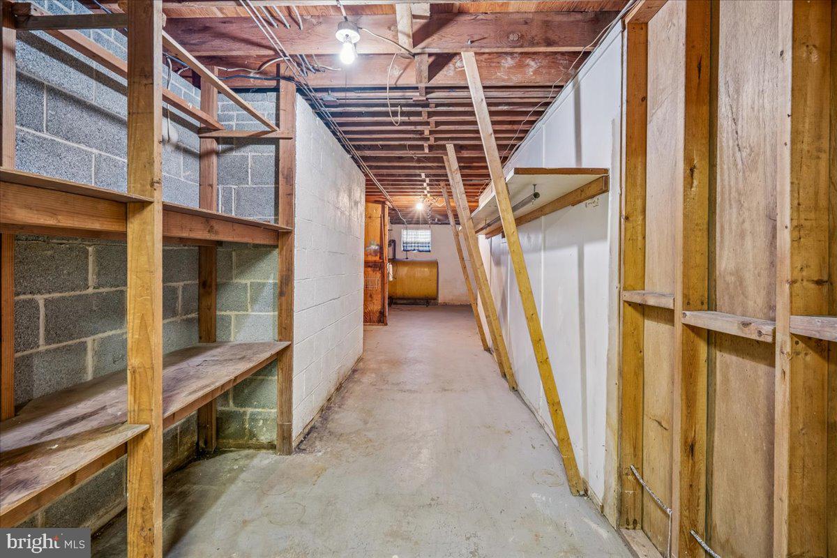 RIVER BEND - Residential