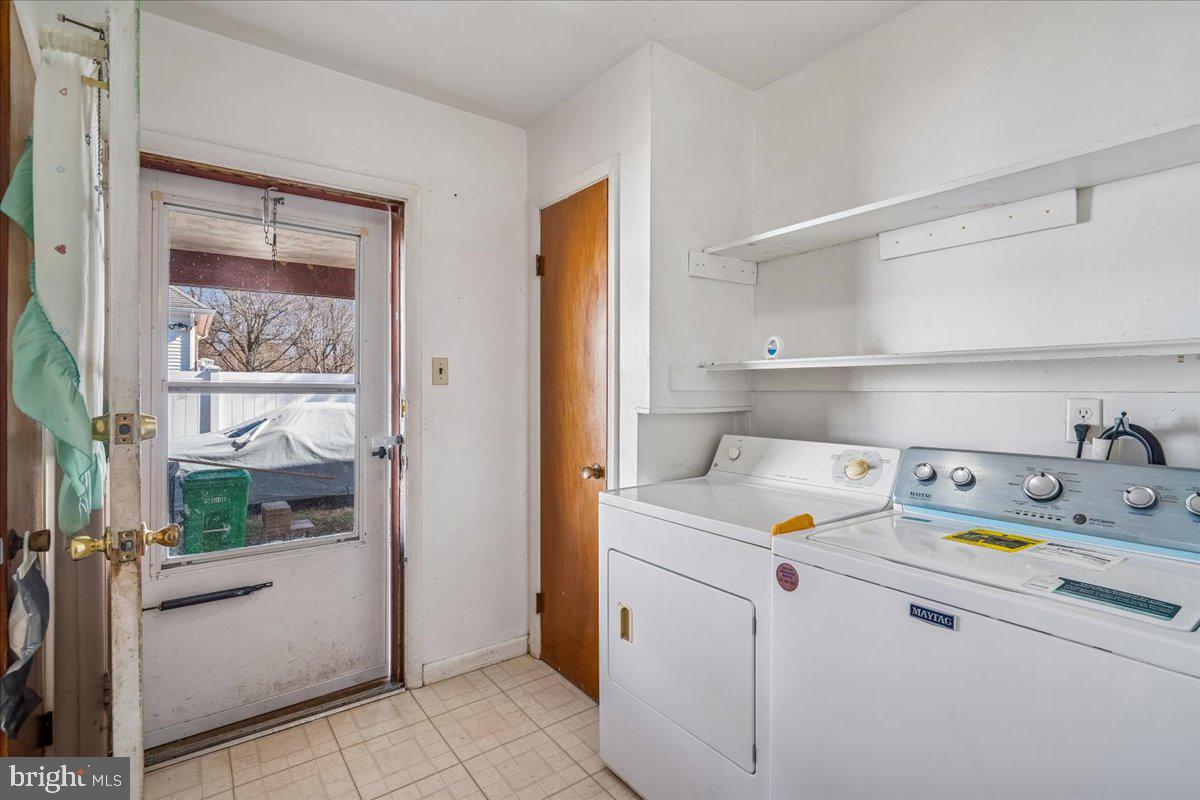 RIVER BEND - Residential