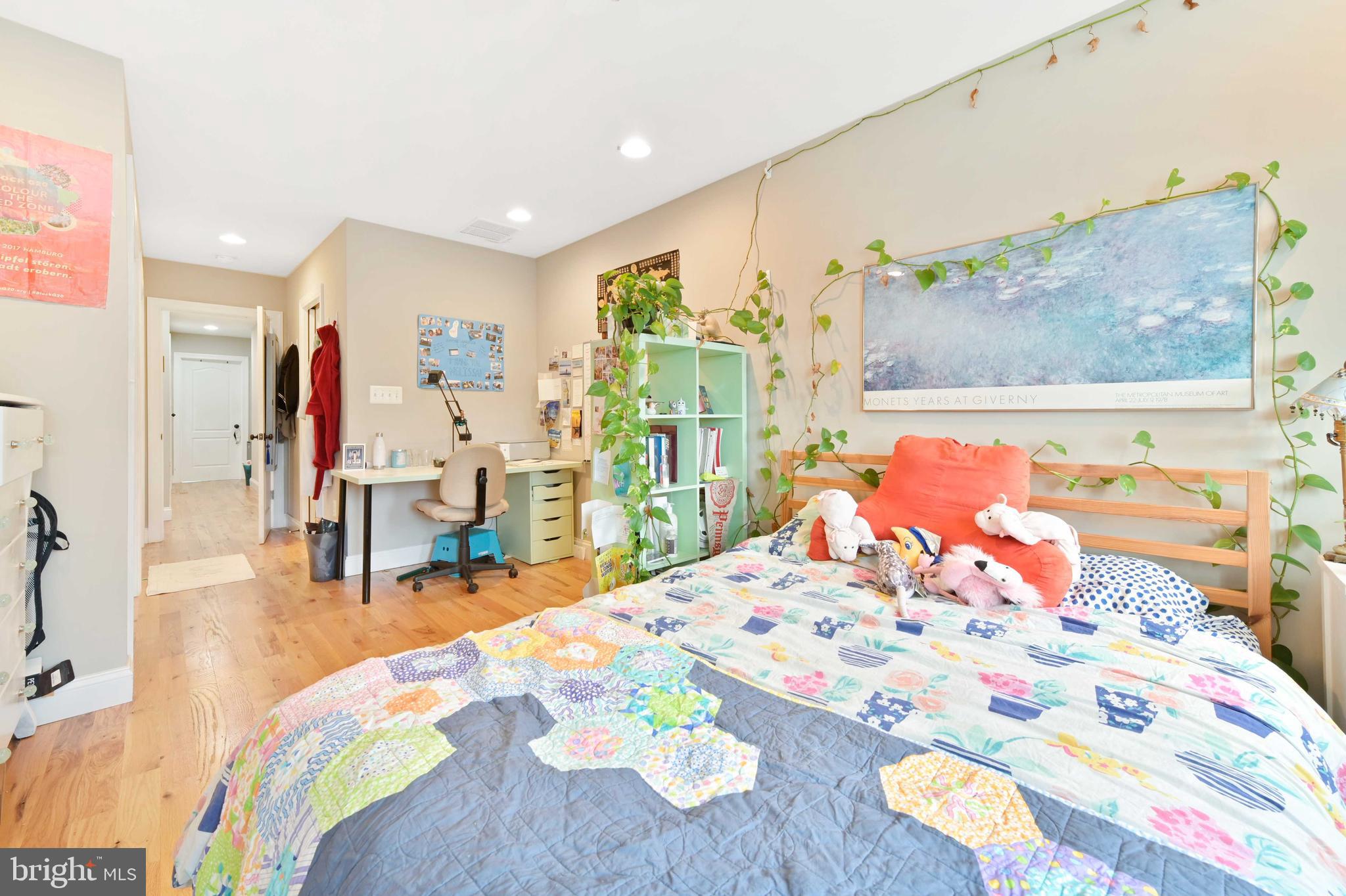 HAMPDEN HISTORIC DISTRICT - Residential Lease