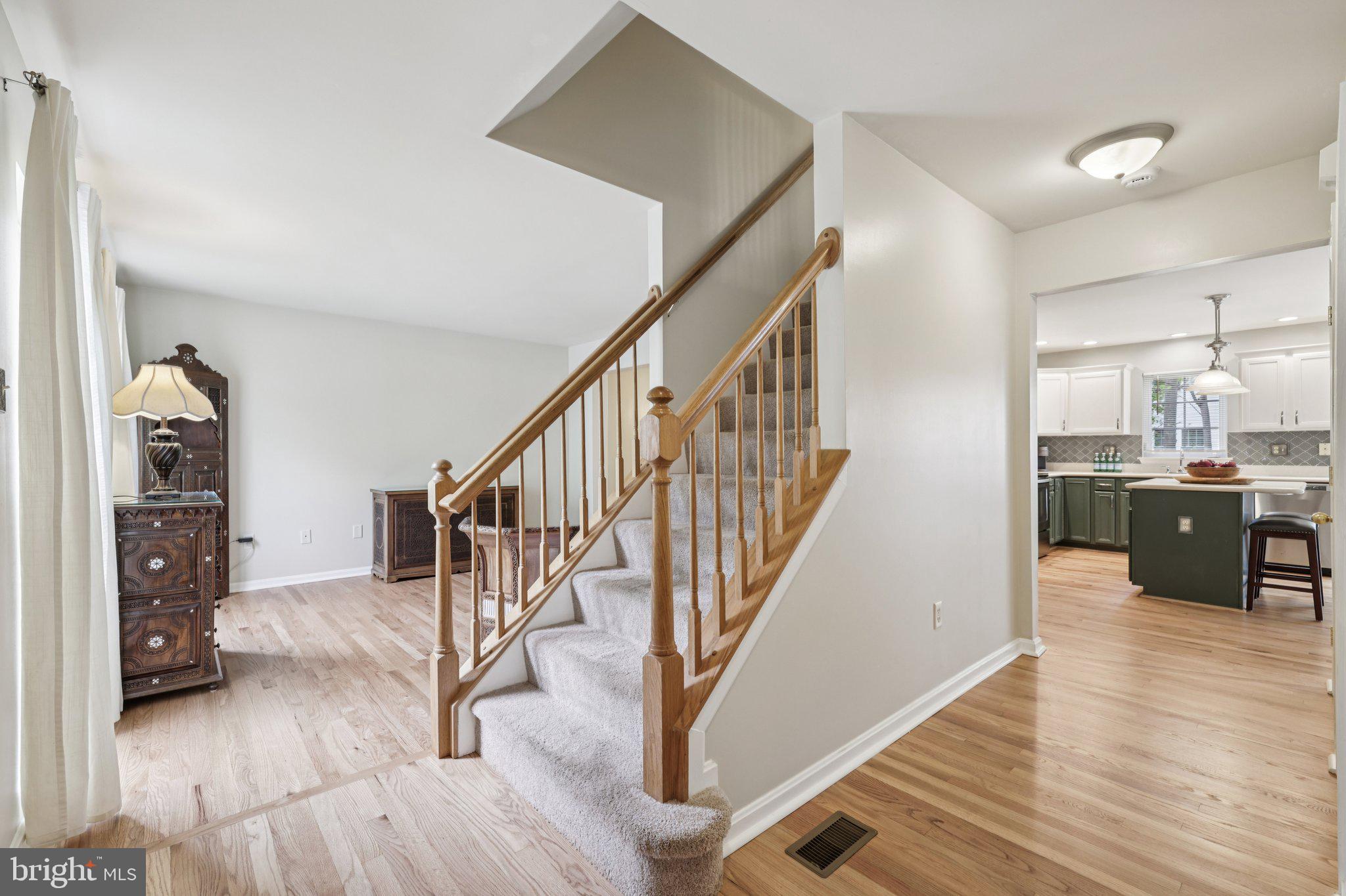 RUSSETT - Residential