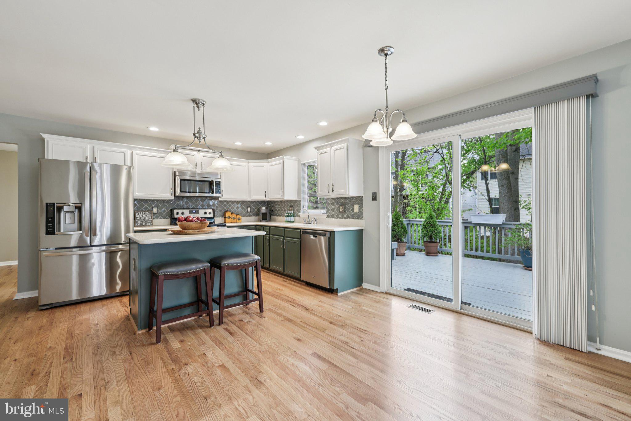 RUSSETT - Residential