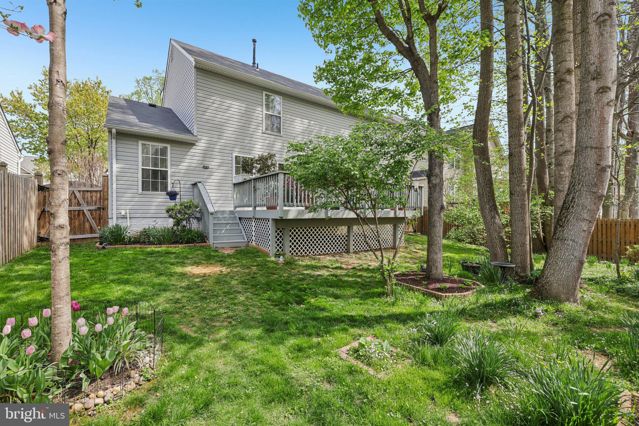 RUSSETT - Residential