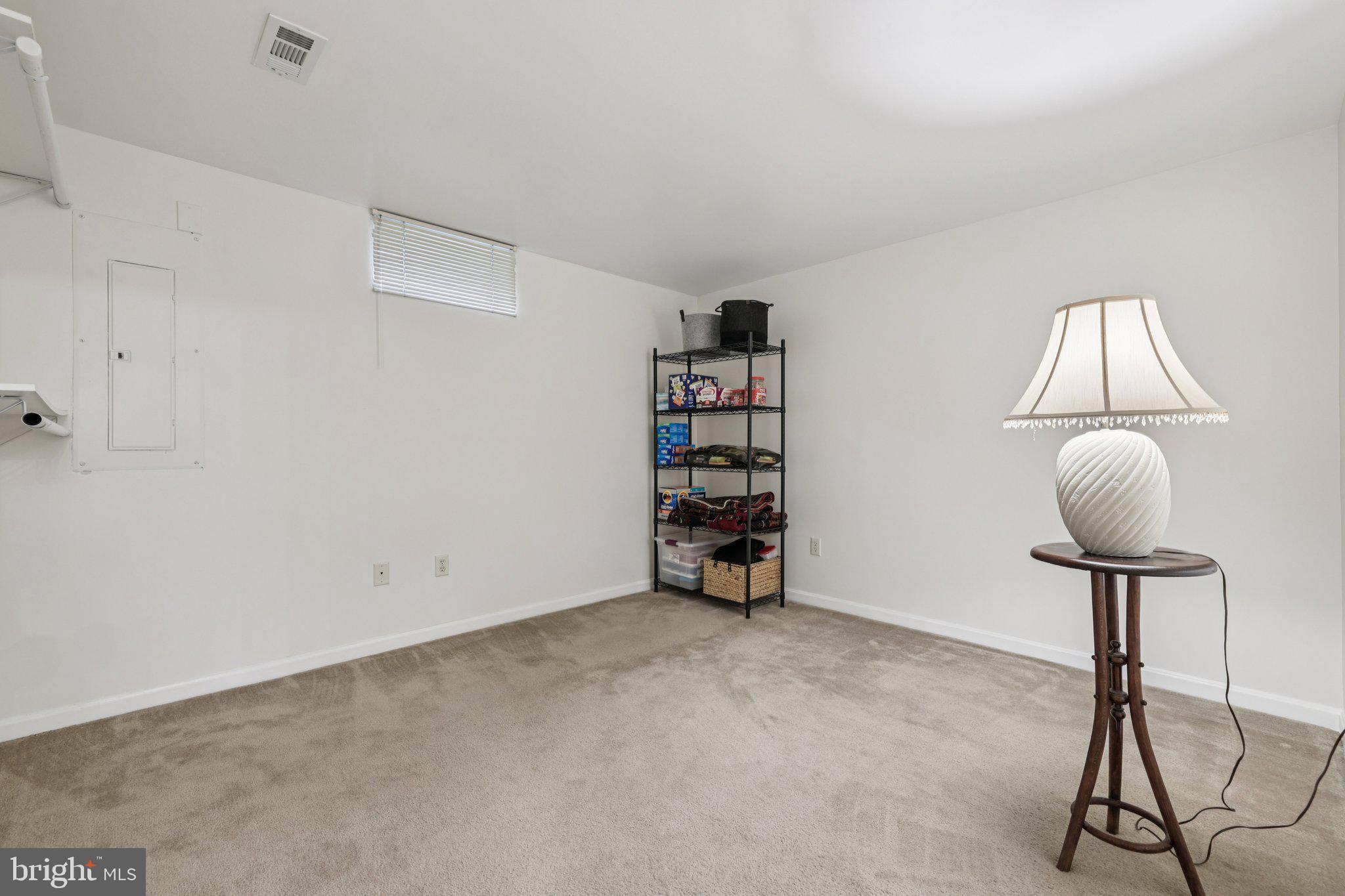 RUSSETT - Residential