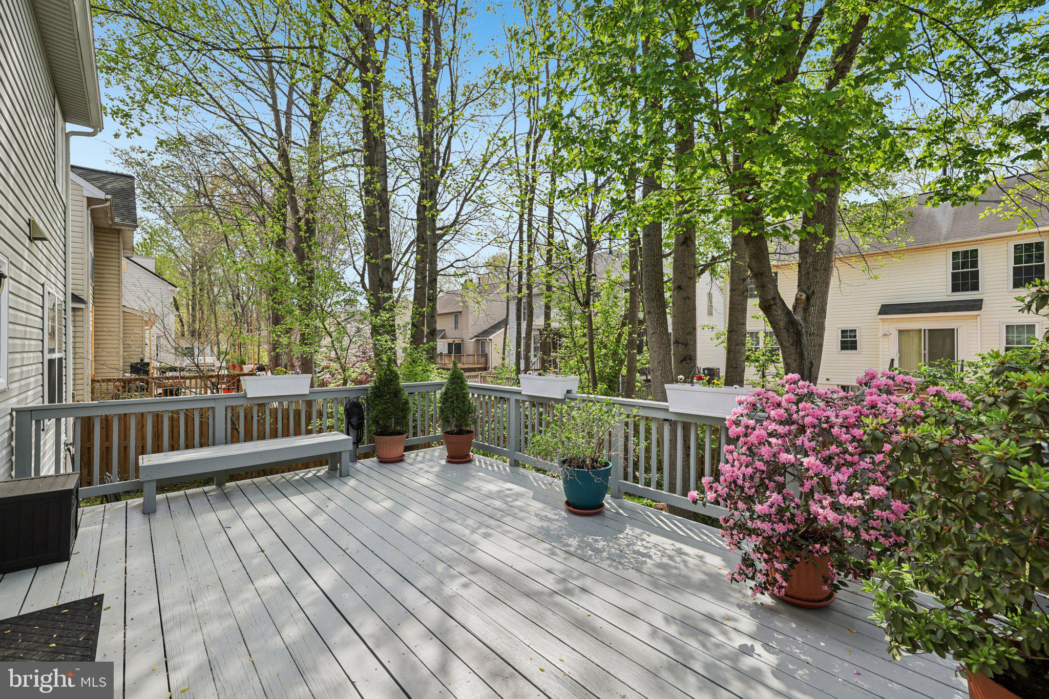 RUSSETT - Residential