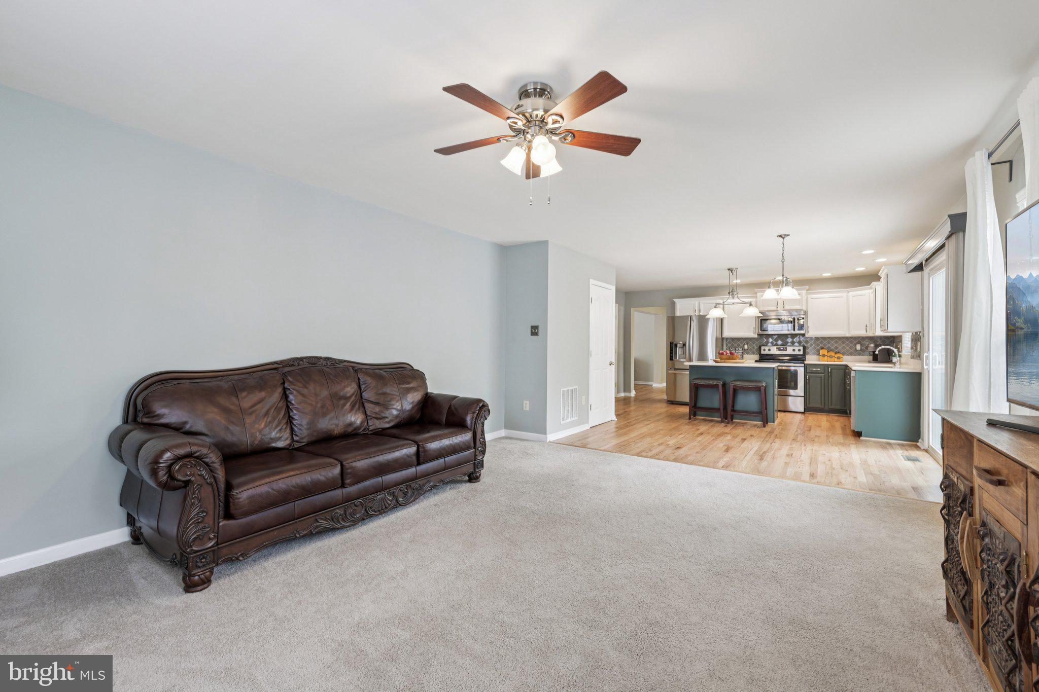 RUSSETT - Residential