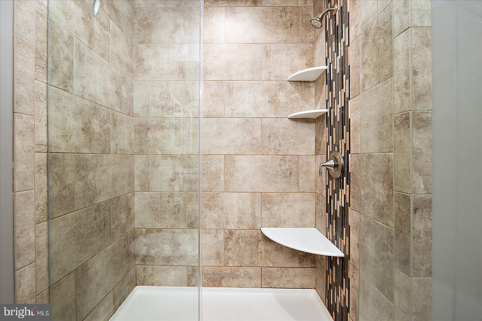 CAINE WOODS - Residential