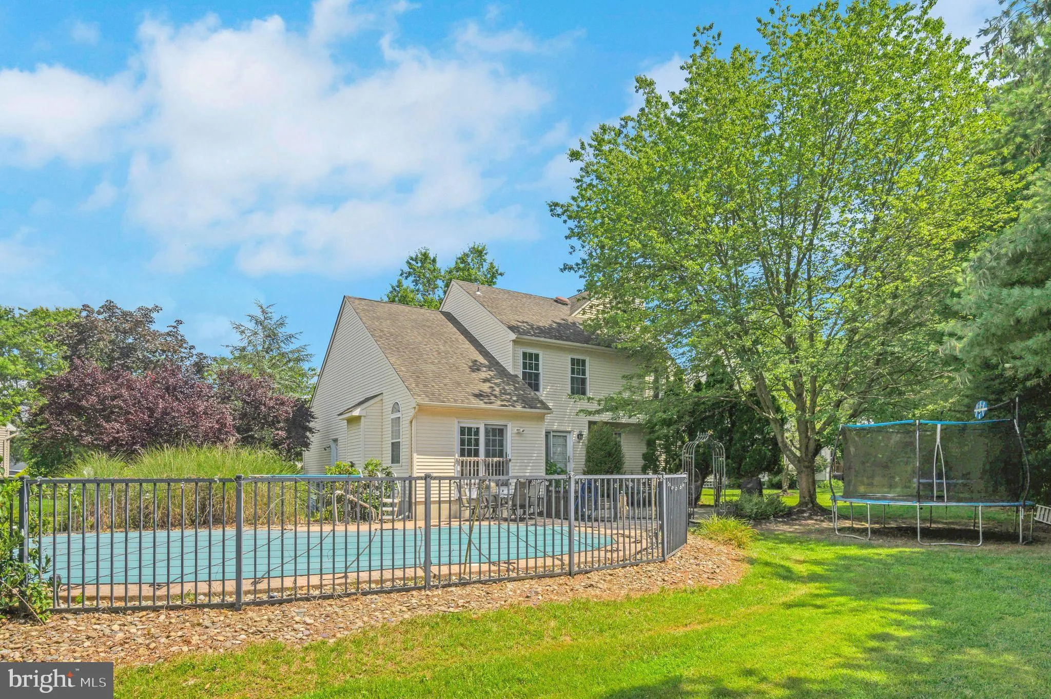 Medford, New Jersey 08055, United States, 4 Bedrooms Bedrooms, ,3 BathroomsBathrooms,Residential,Active,179348