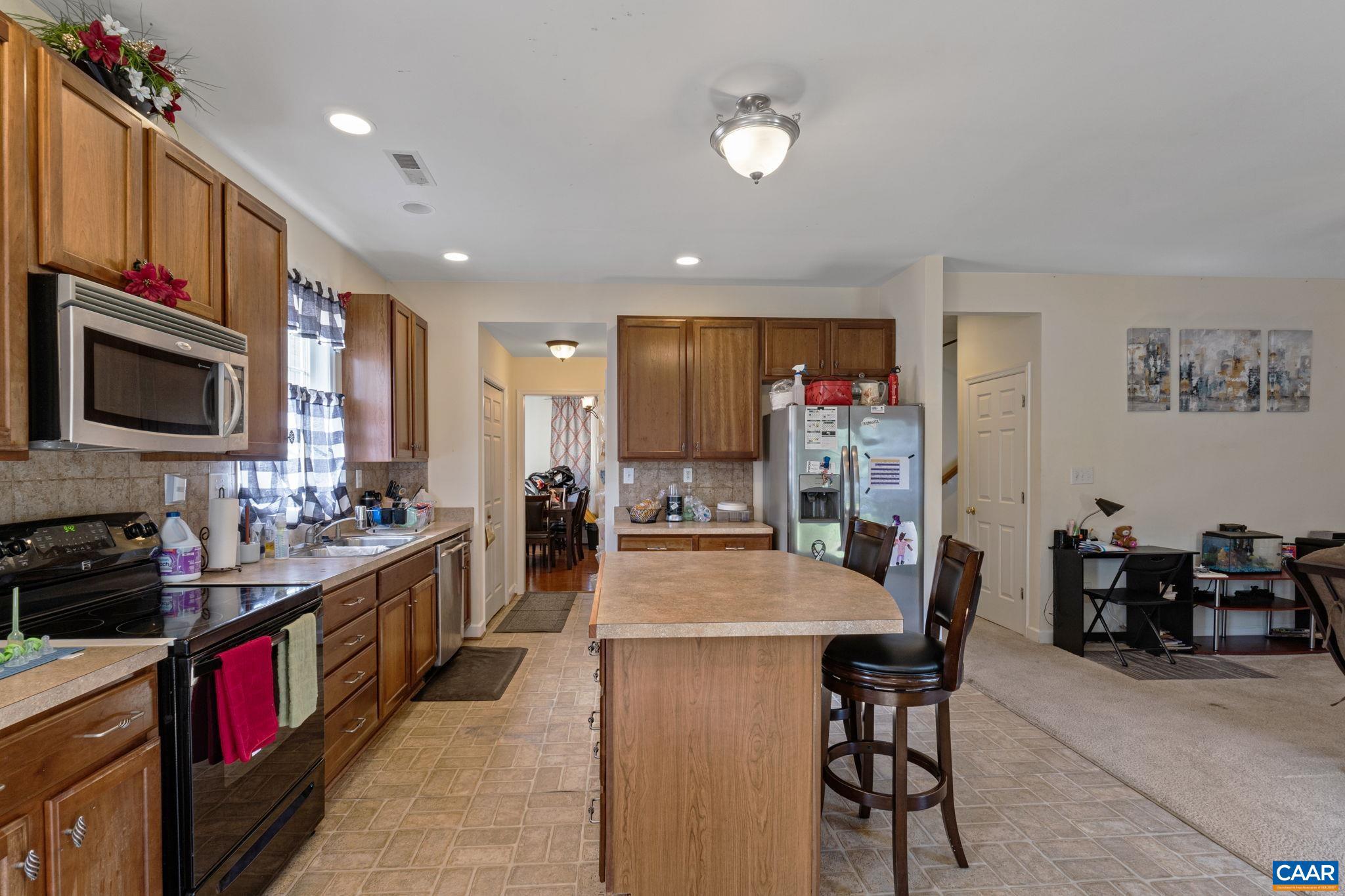 SPRING CREEK - Residential