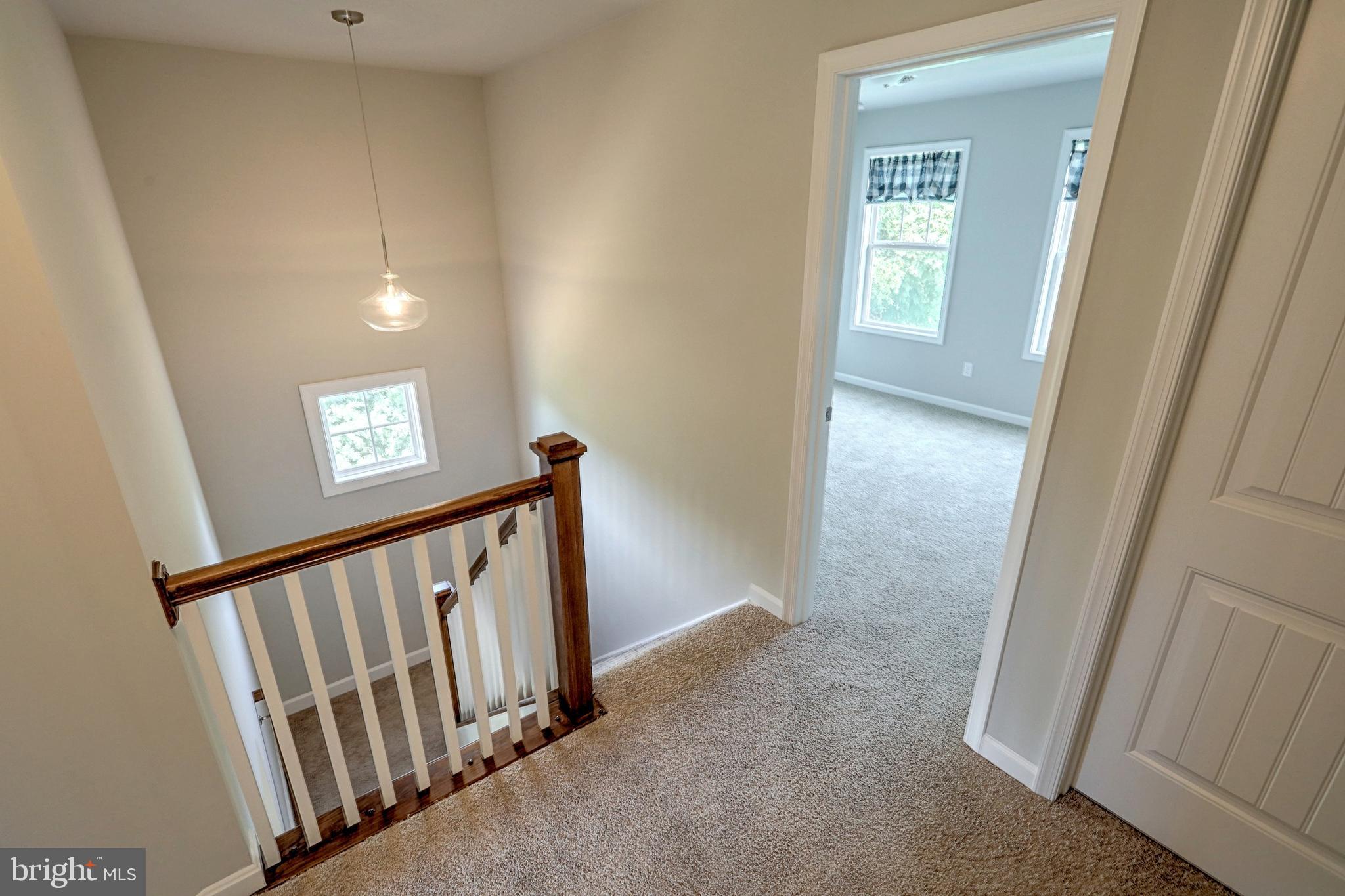 SALEM OVERLOOK - Residential