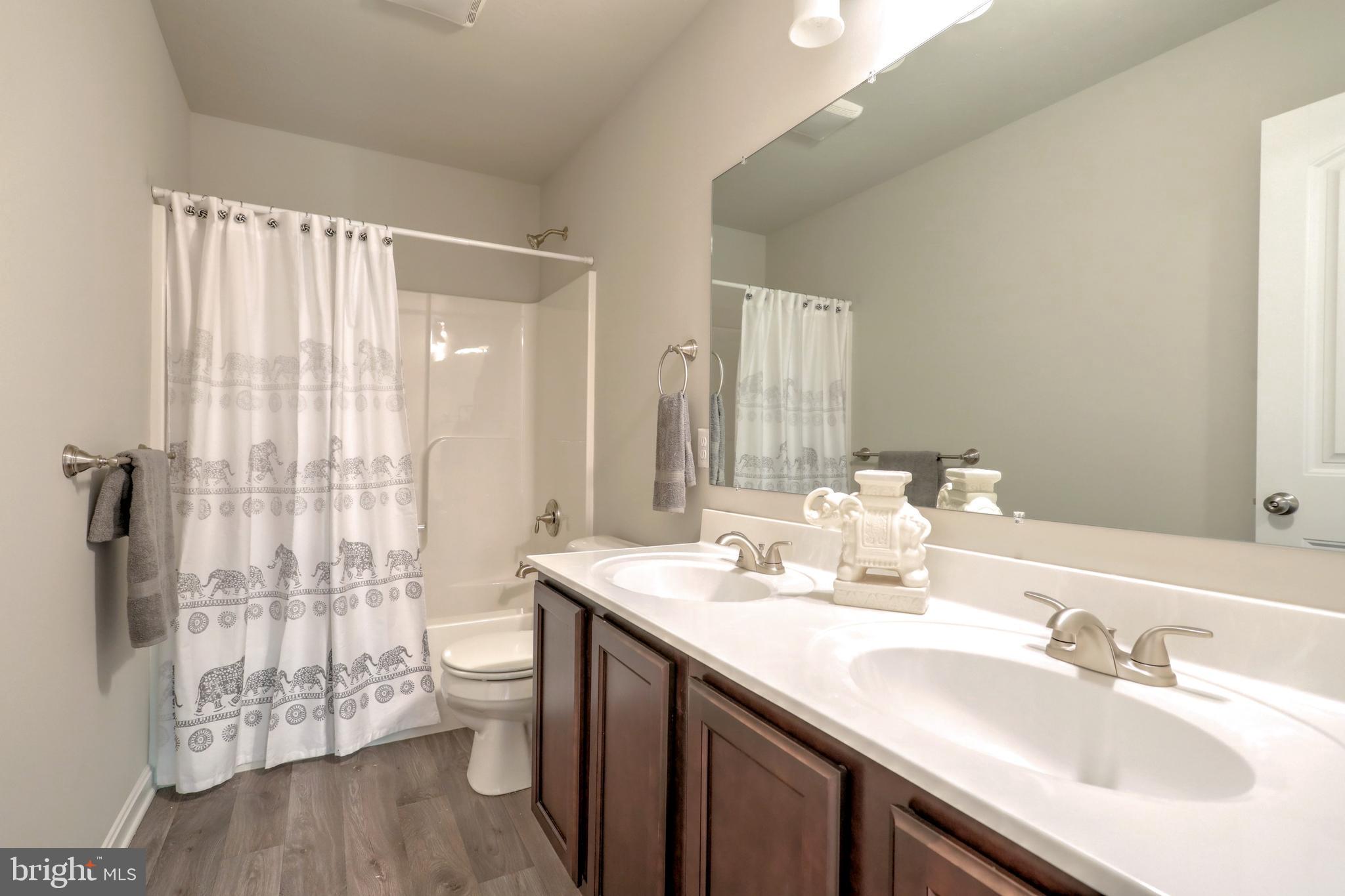 SALEM OVERLOOK - Residential