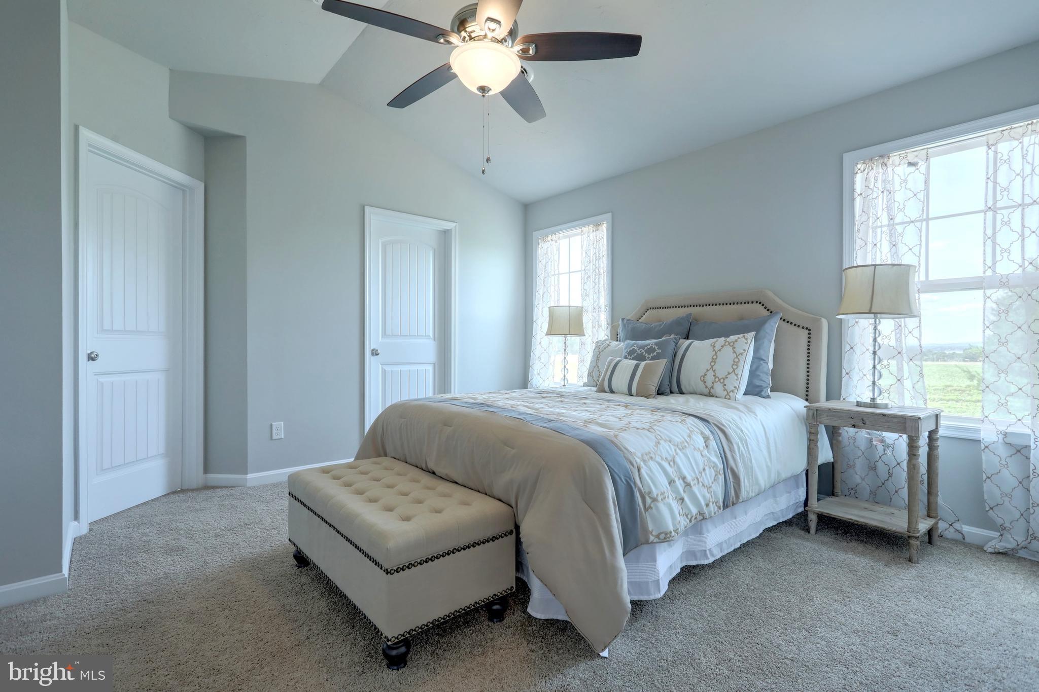 SALEM OVERLOOK - Residential