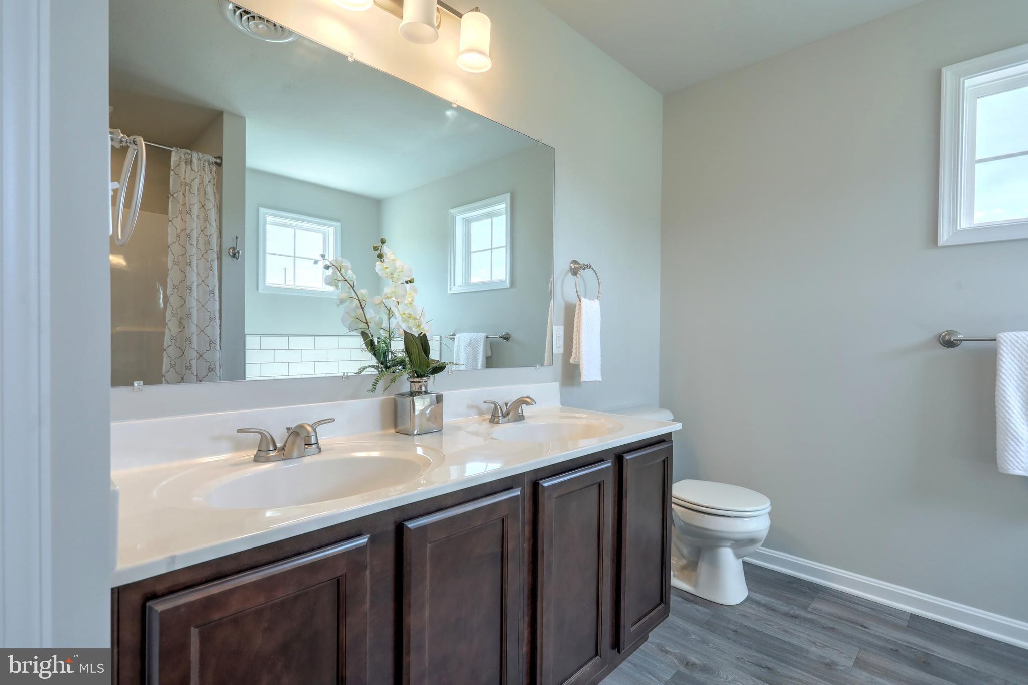 SALEM OVERLOOK - Residential