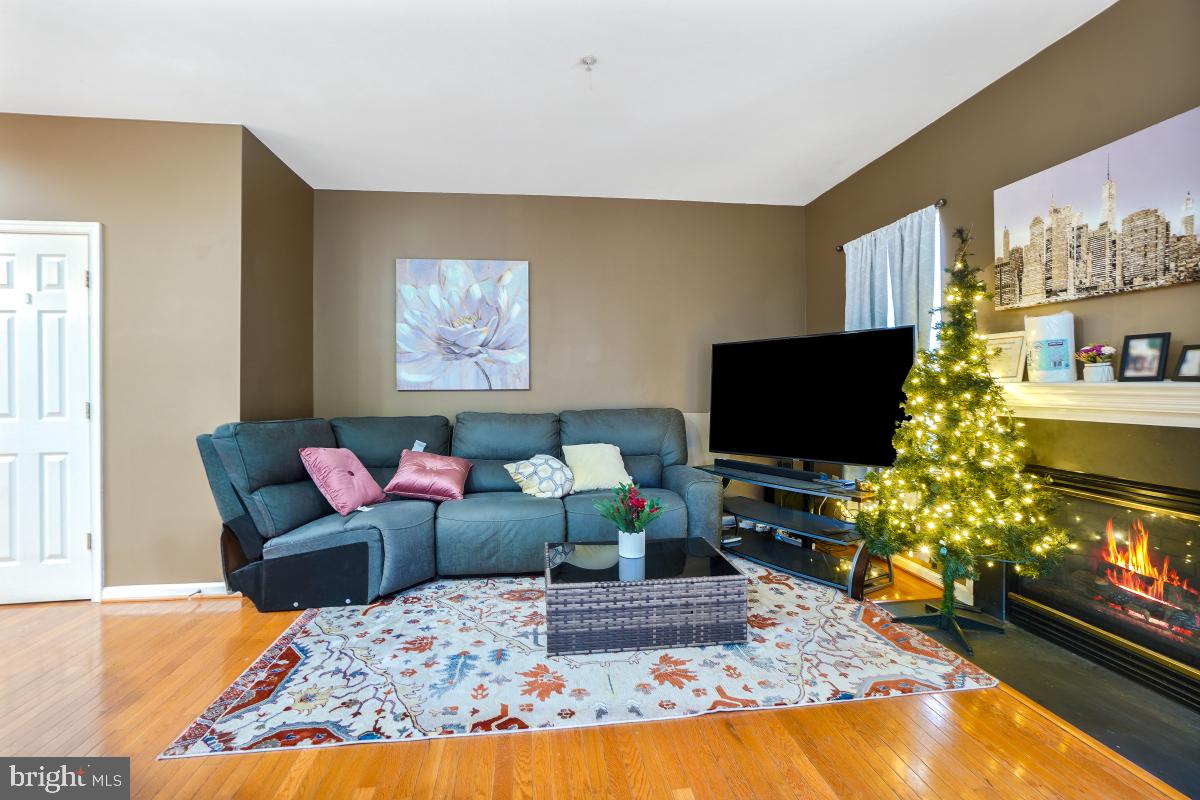 21100 CAMOMILE COURT UN 103