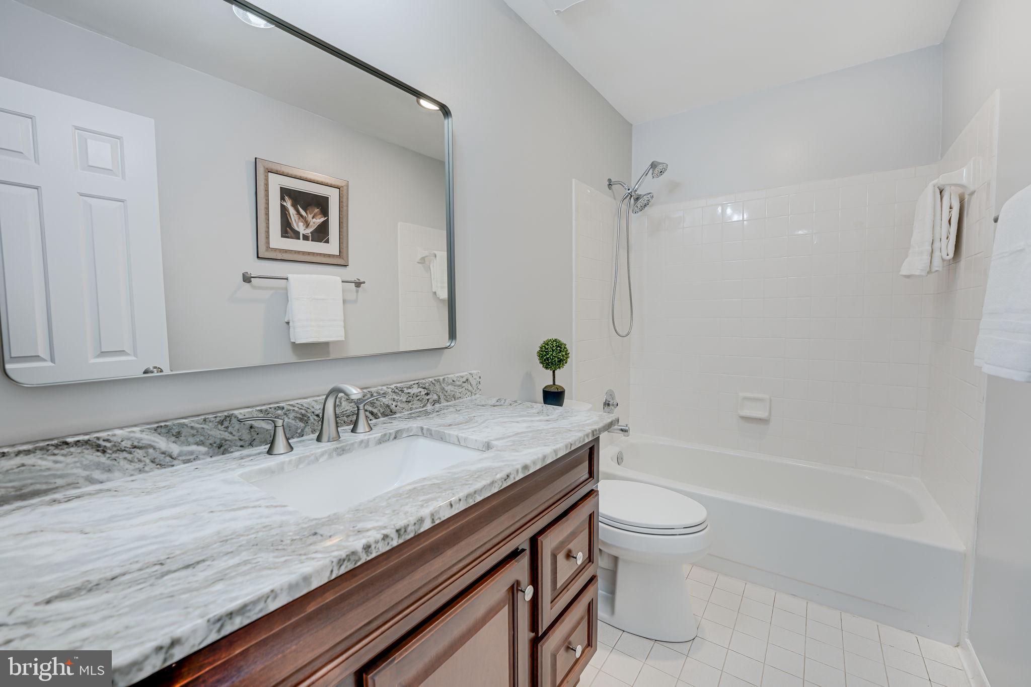 FAIR OAKS ESTATES - Residential