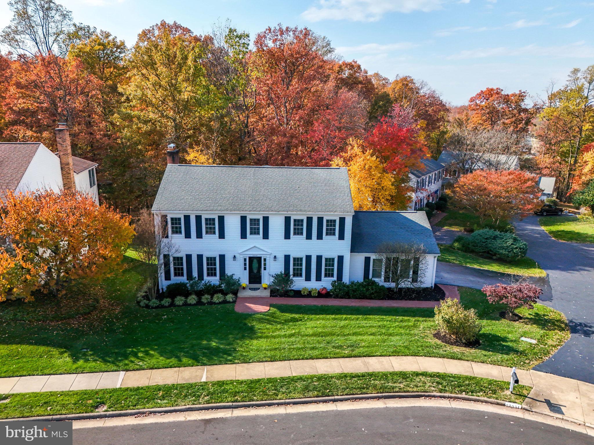 FAIR OAKS ESTATES - Residential