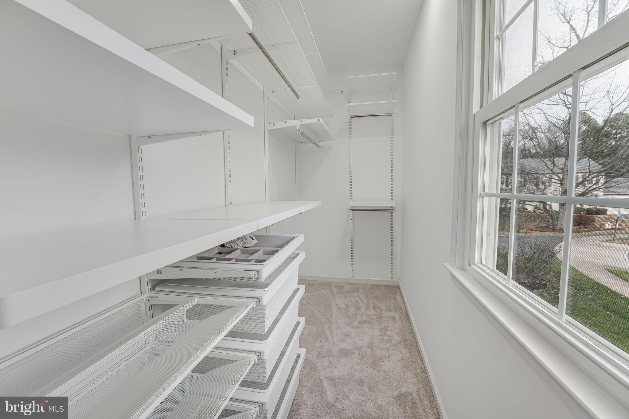 FAIR OAKS ESTATES - Residential