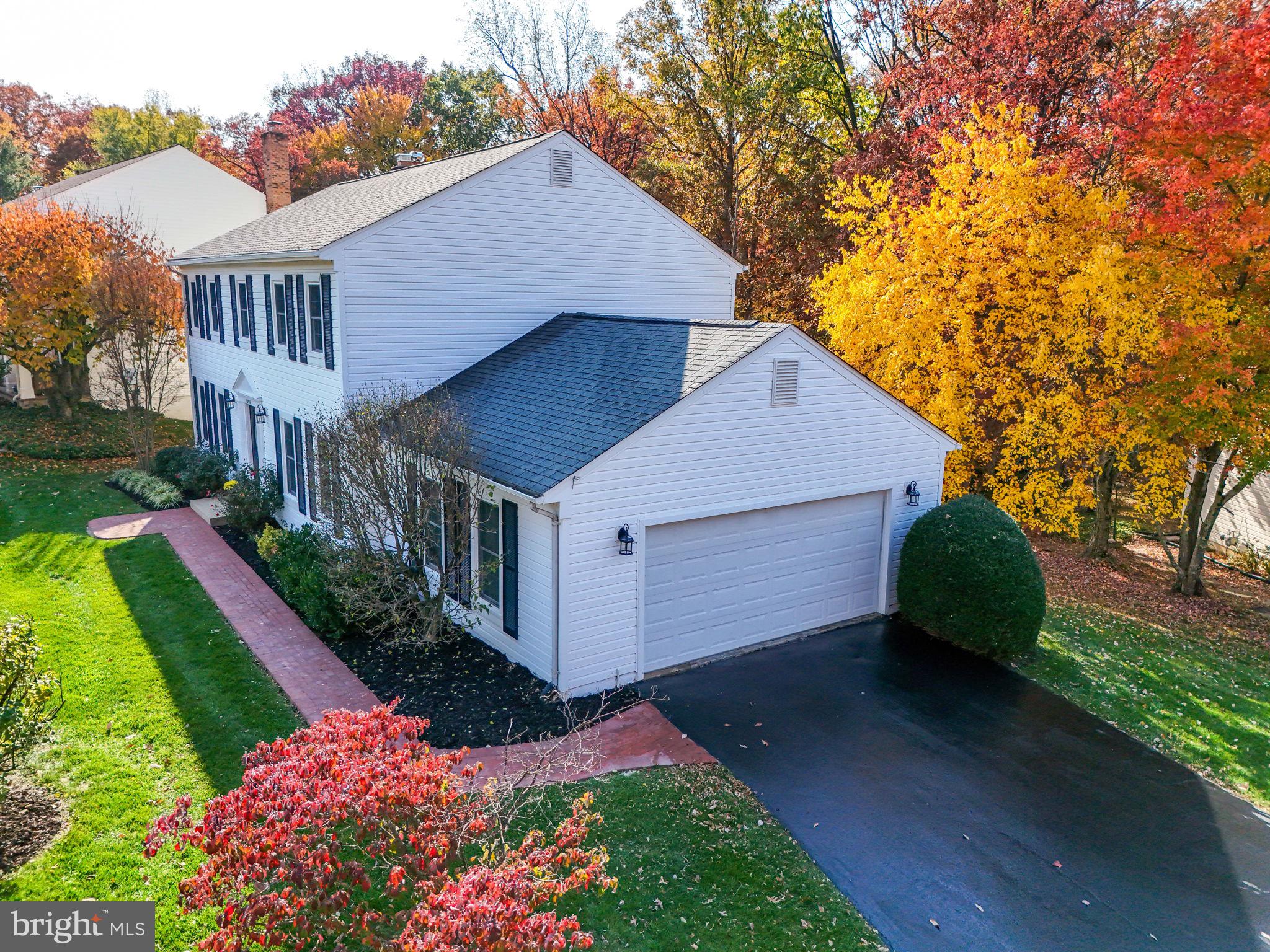 FAIR OAKS ESTATES - Residential