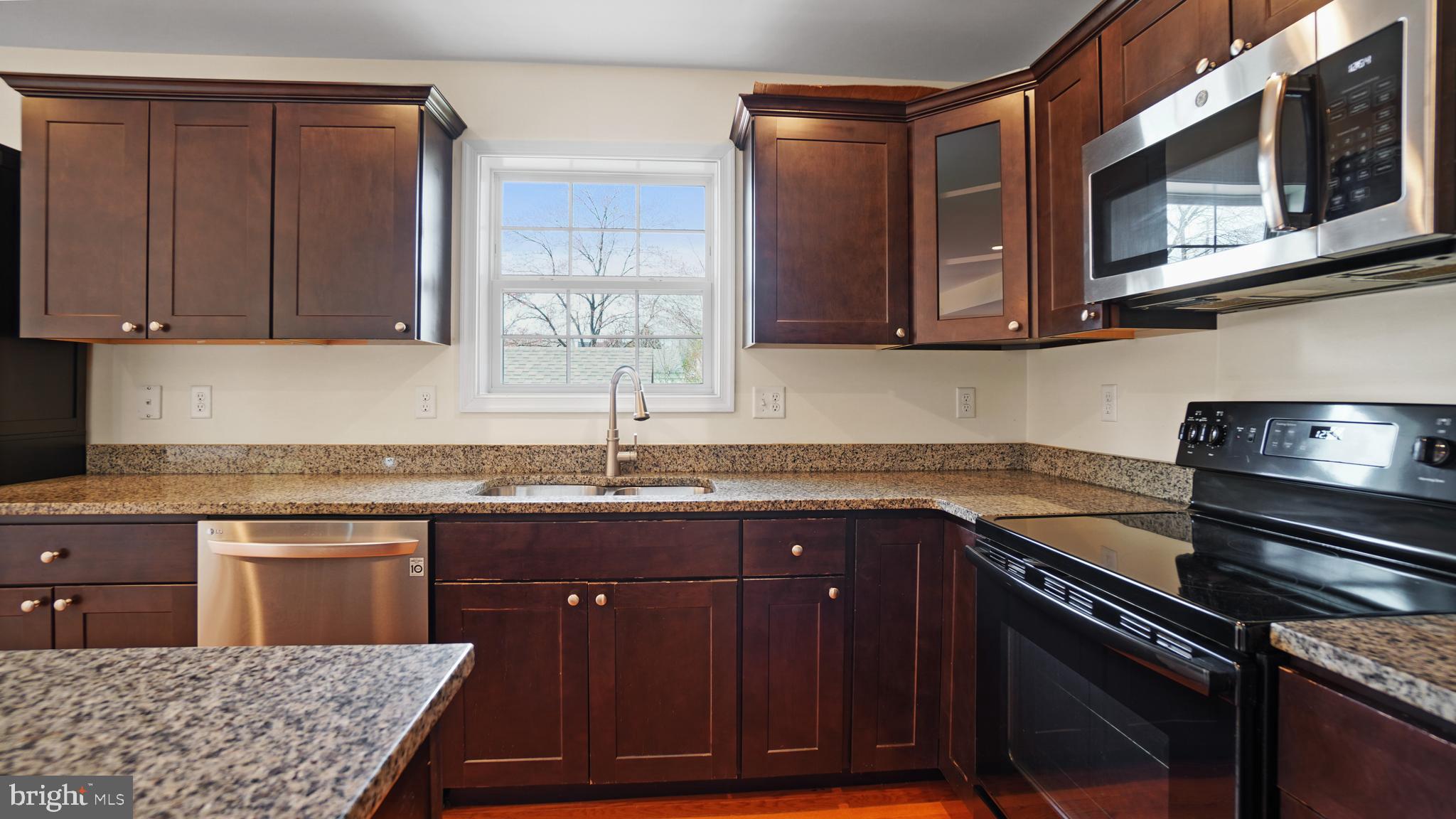 GRANDE VIEW PARK - Residential