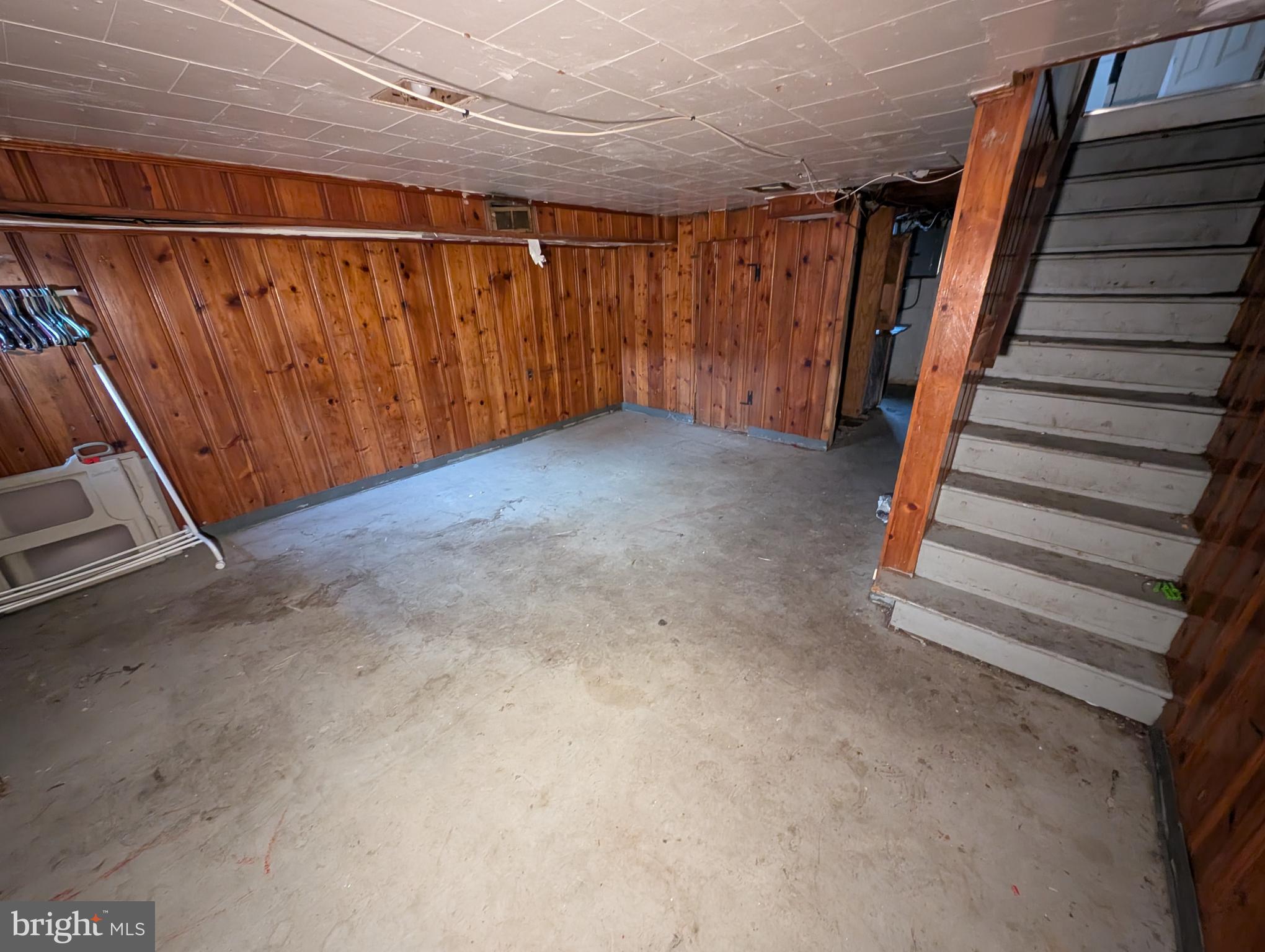 MIDDLESEX - Residential