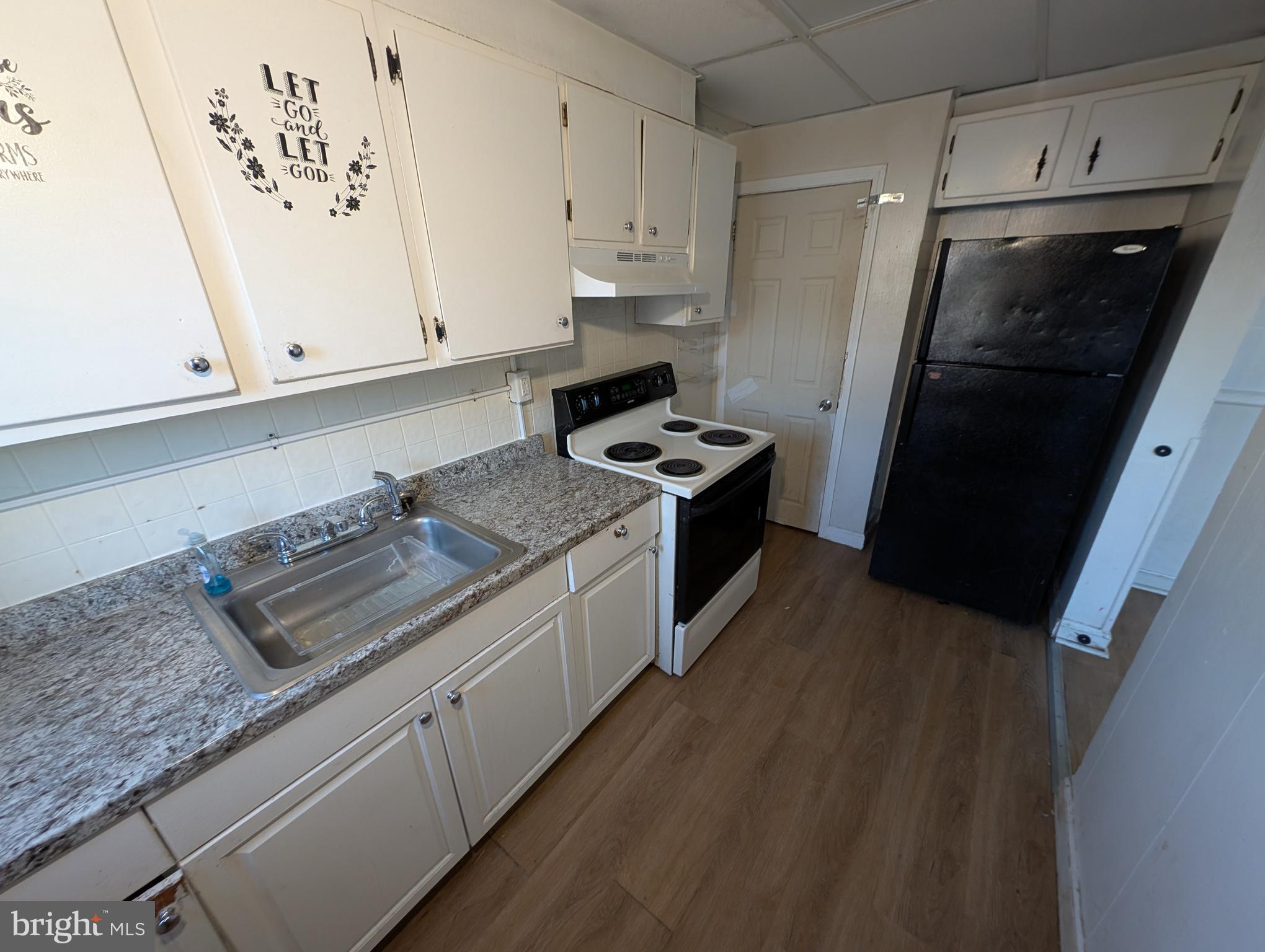 MIDDLESEX - Residential