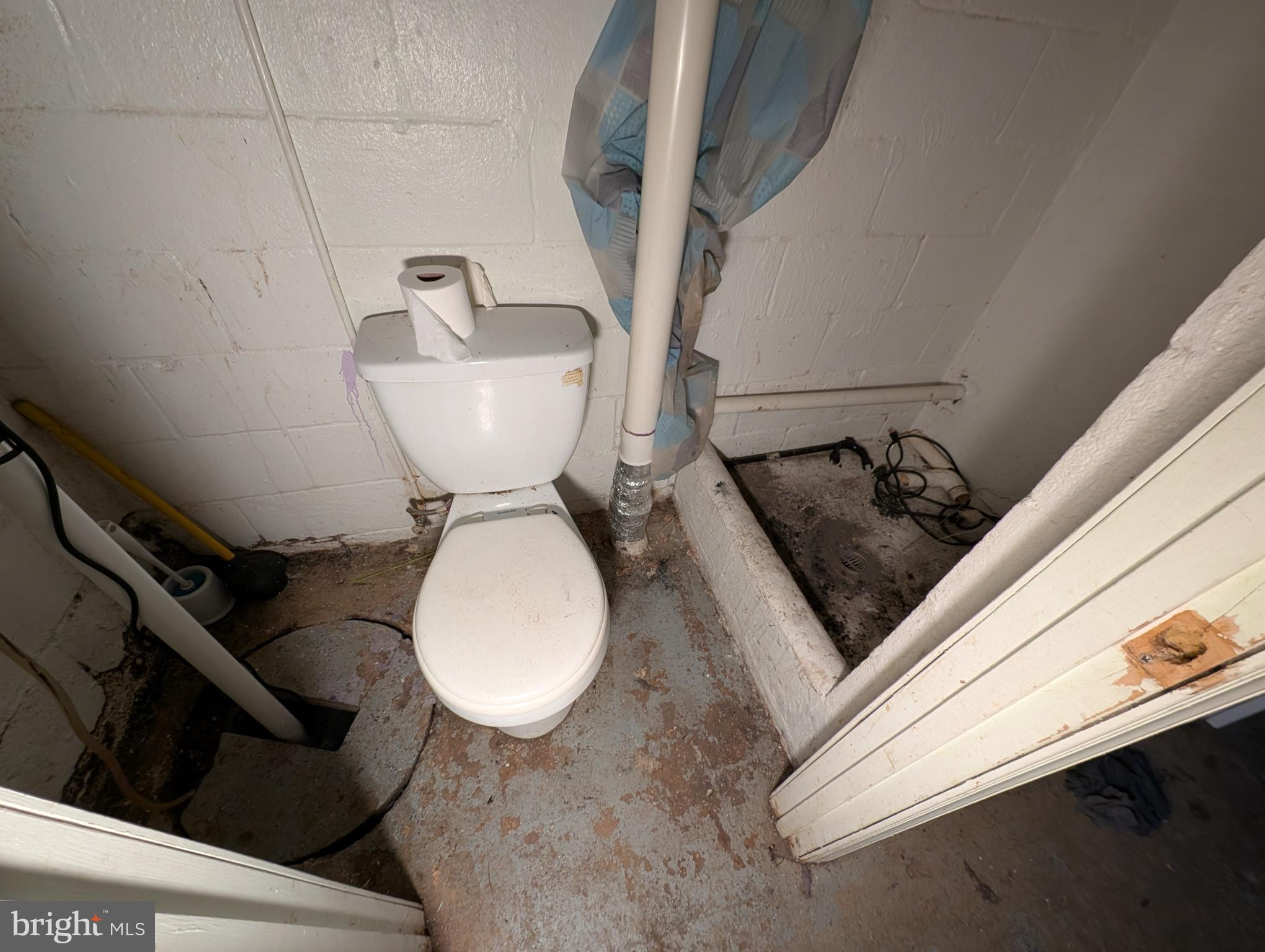 MIDDLESEX - Residential