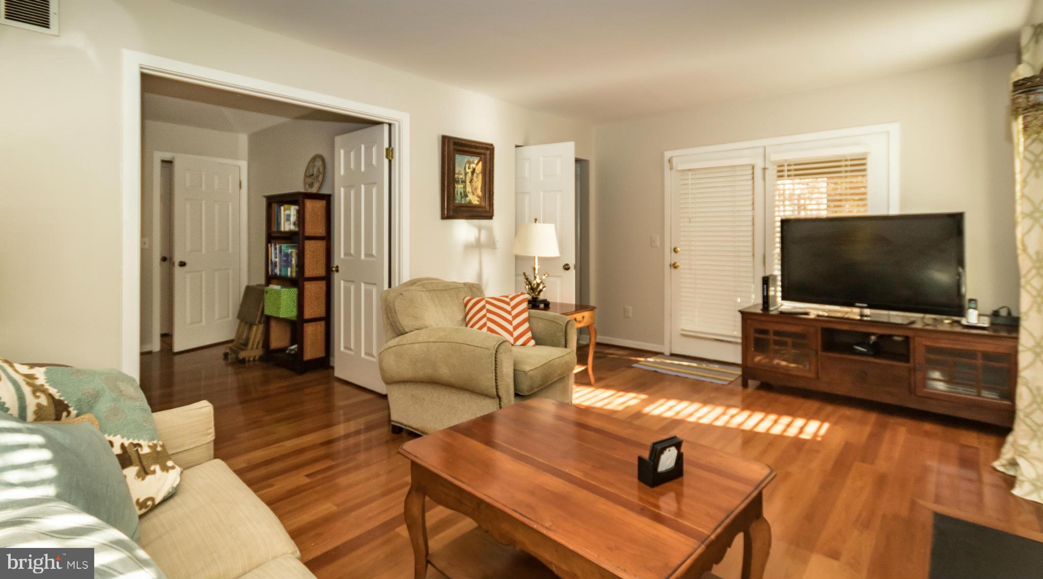 SOUTHWOODS - Residential