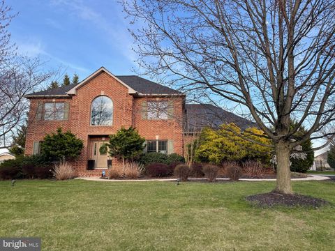 2613 HUNTFIELD DRIVE YORK PA 17404