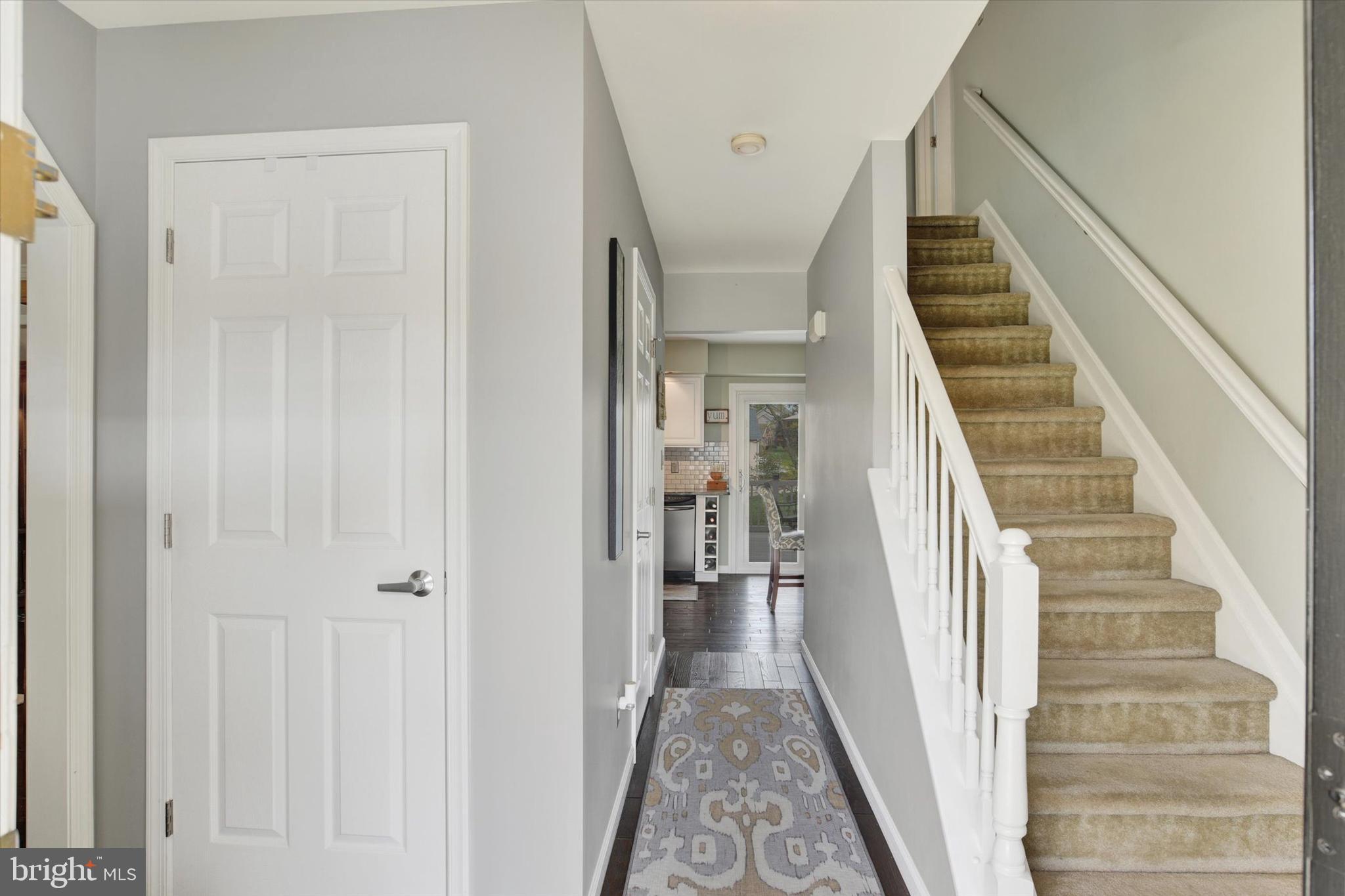 HUNTERS RUN - Residential