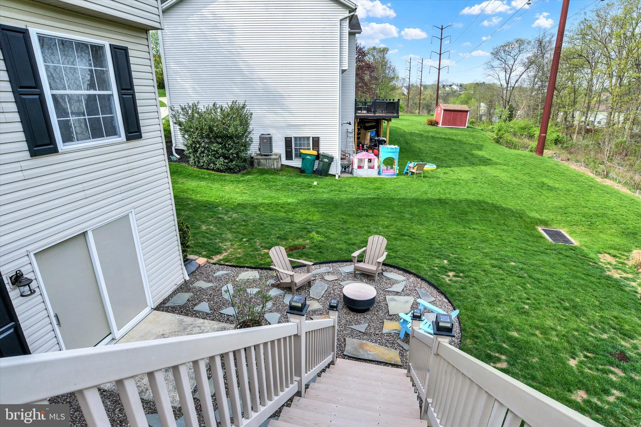 HUNTERS RUN - Residential