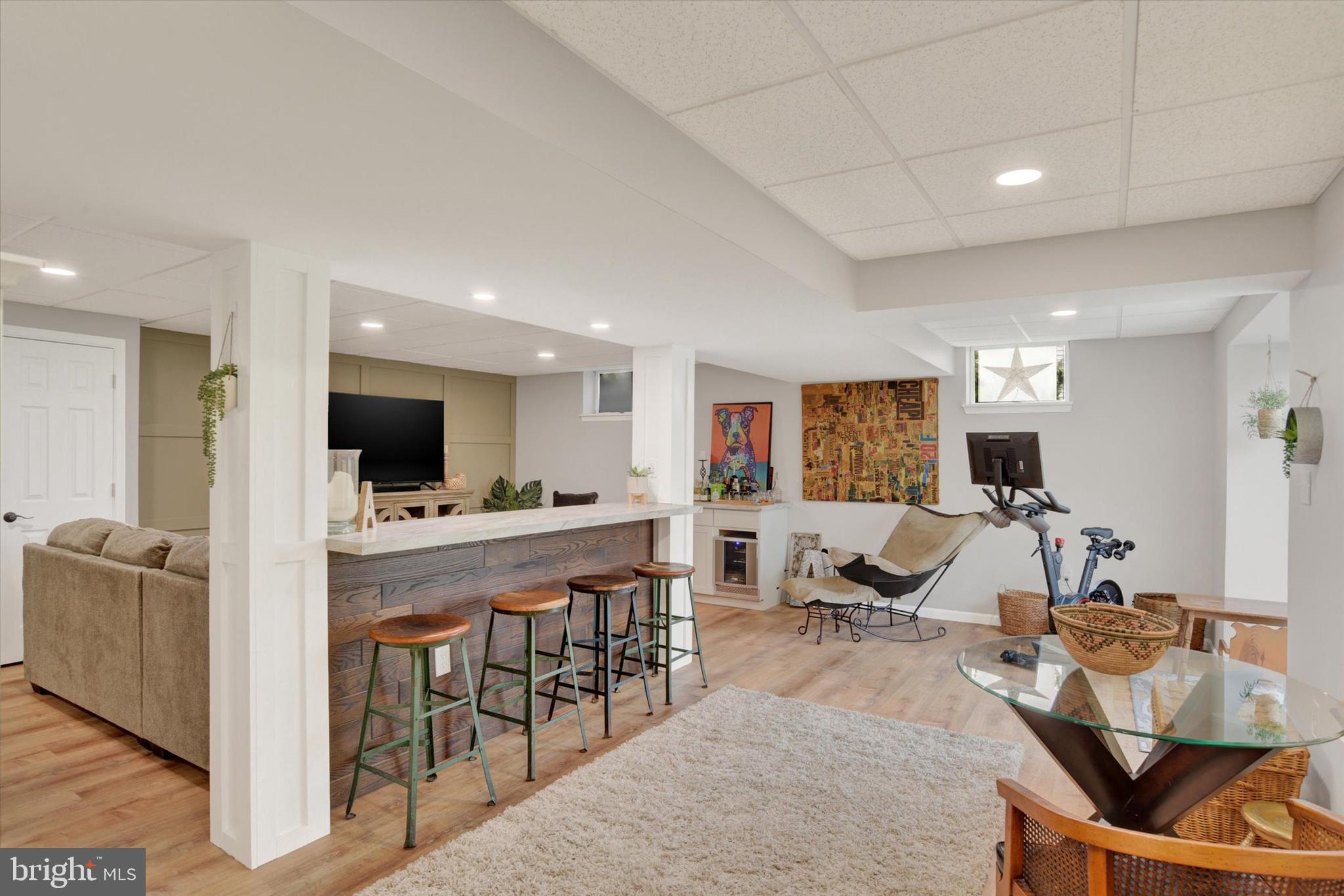 HUNTERS RUN - Residential